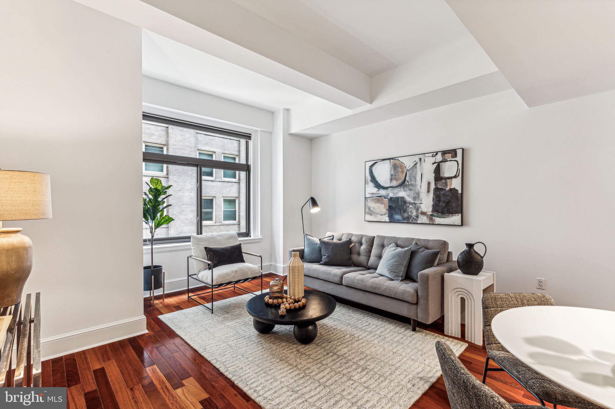 AVENUE OF THE ARTS - Residential