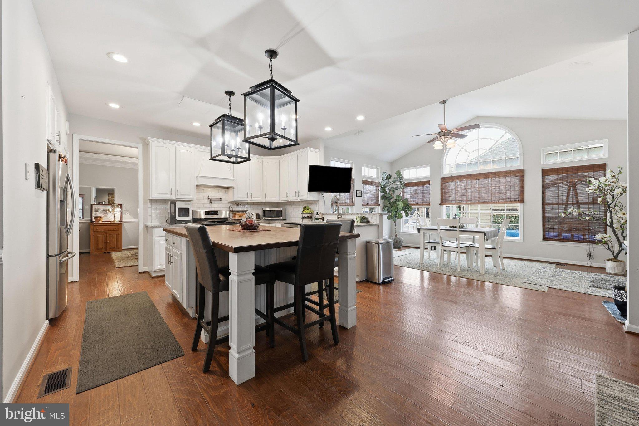 HAMPTONS OF BRIGHTWOOD - Residential