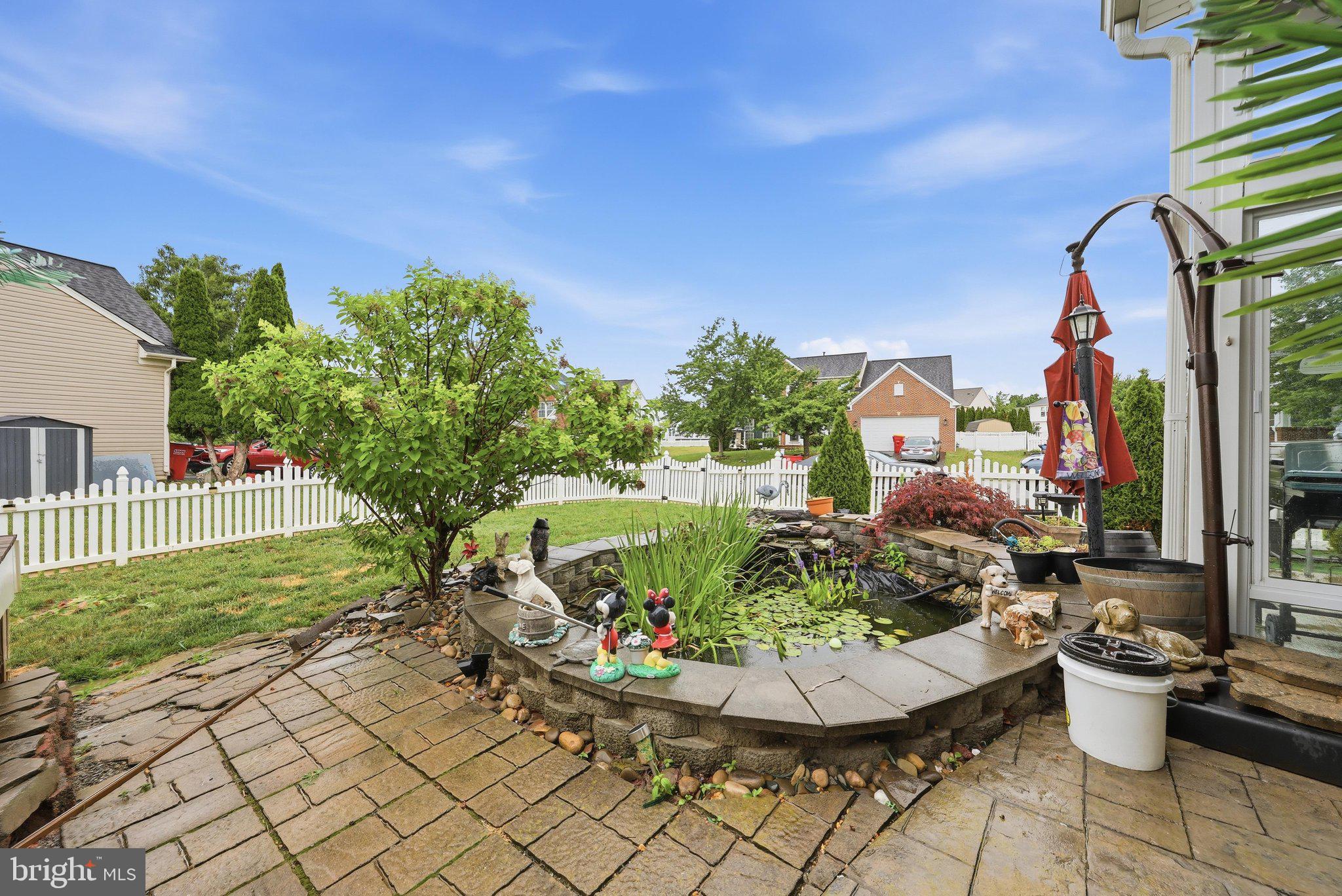 HAMPTONS OF BRIGHTWOOD - Residential