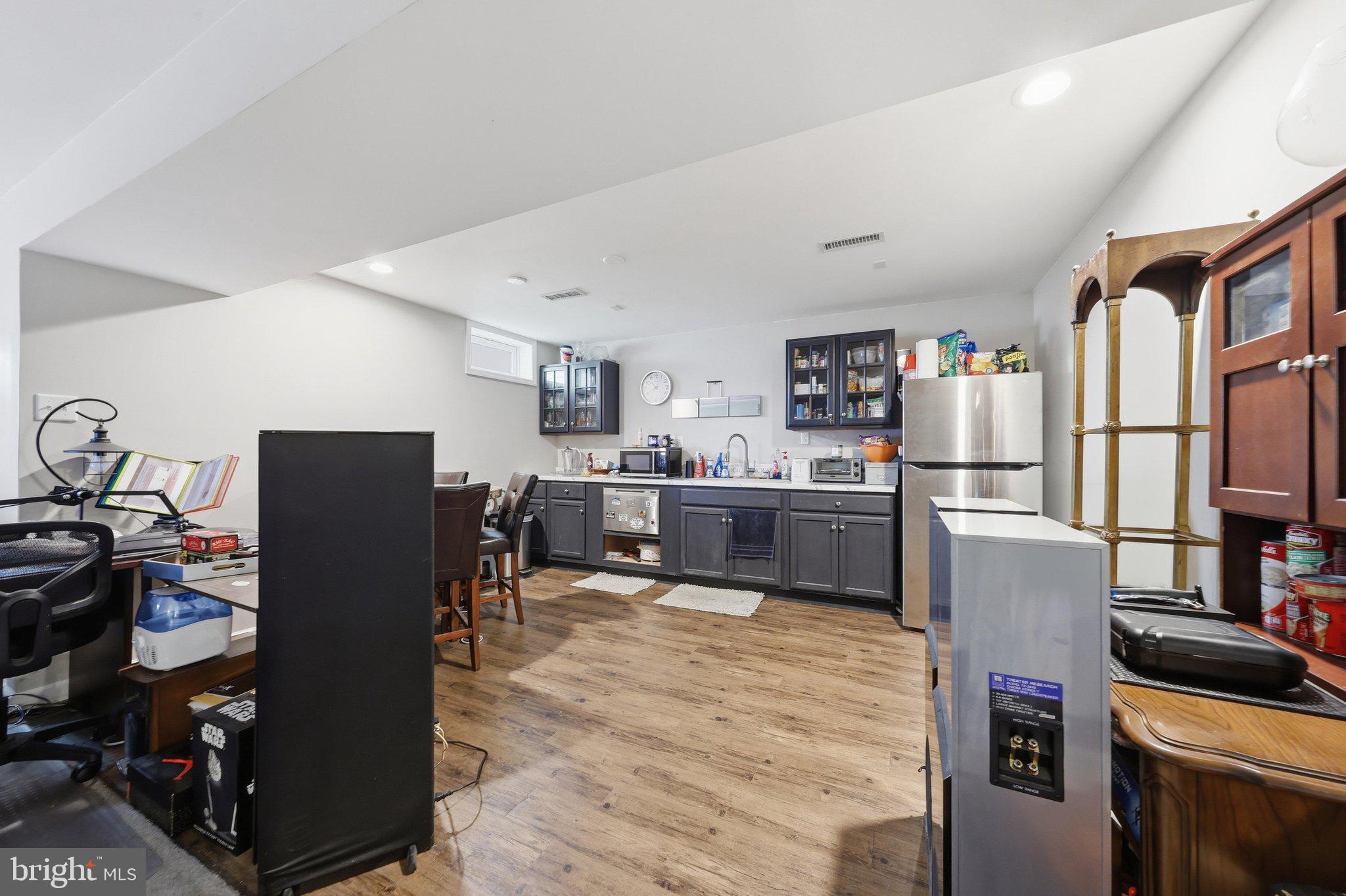 HAMPTONS OF BRIGHTWOOD - Residential