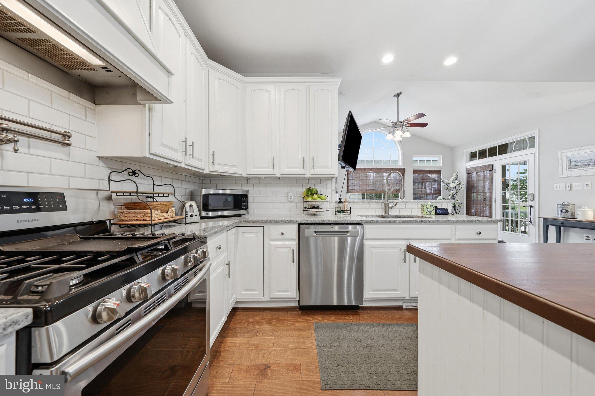 HAMPTONS OF BRIGHTWOOD - Residential