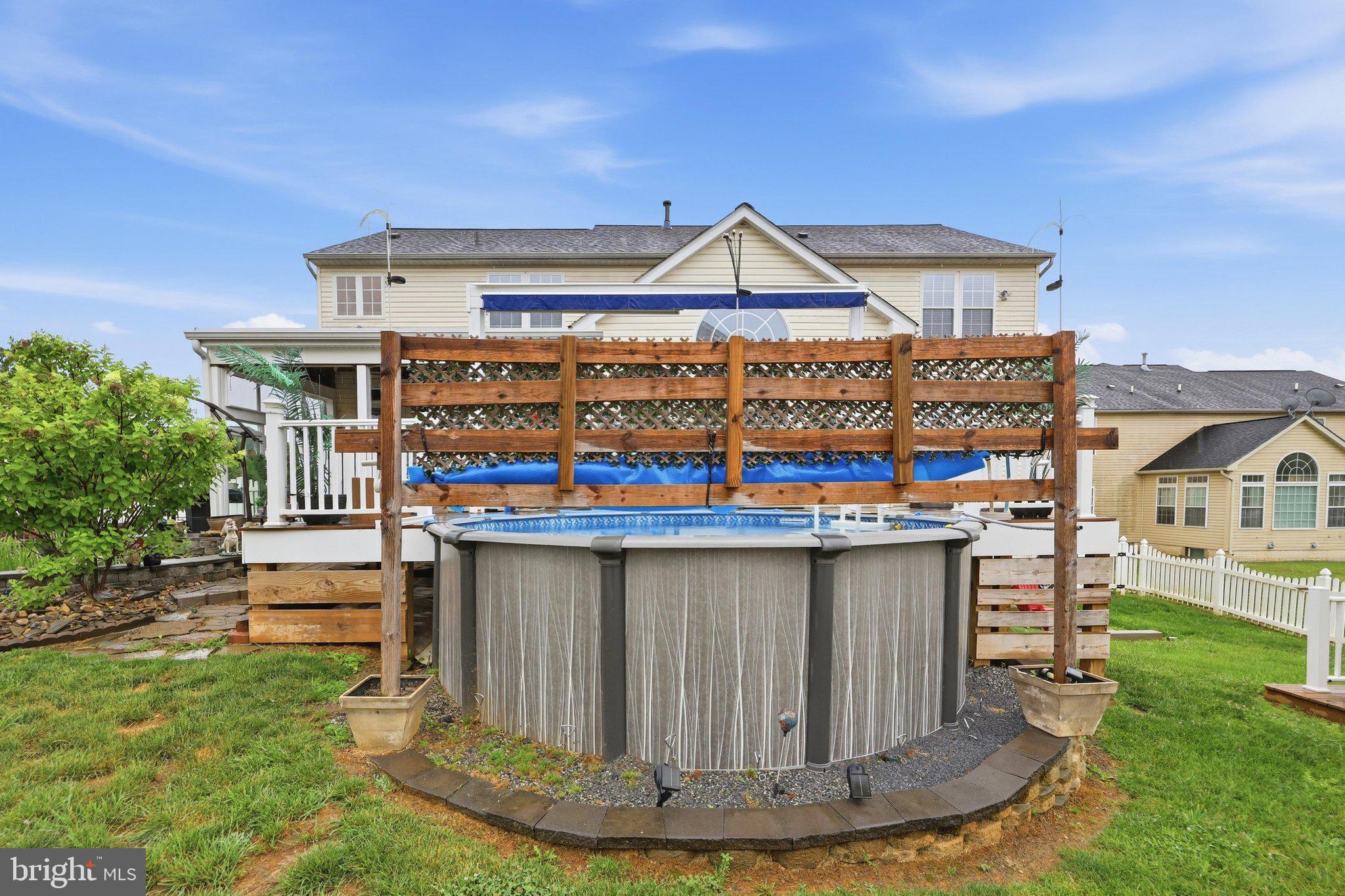 HAMPTONS OF BRIGHTWOOD - Residential