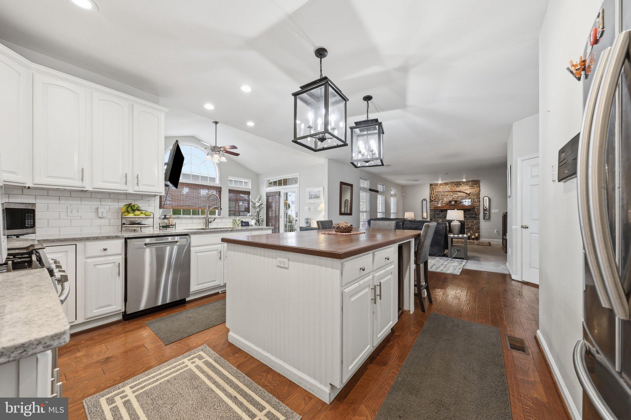 HAMPTONS OF BRIGHTWOOD - Residential