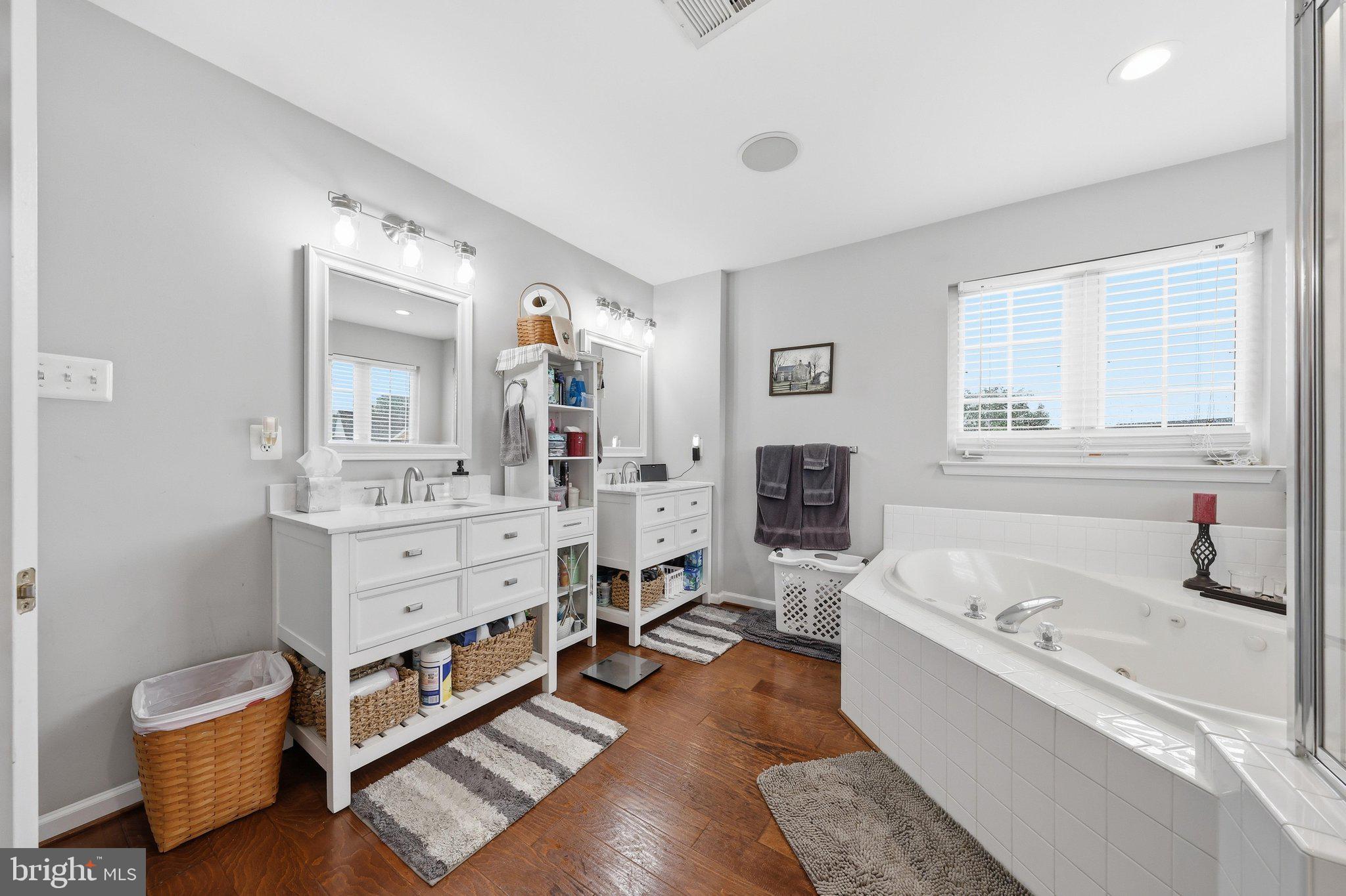 HAMPTONS OF BRIGHTWOOD - Residential