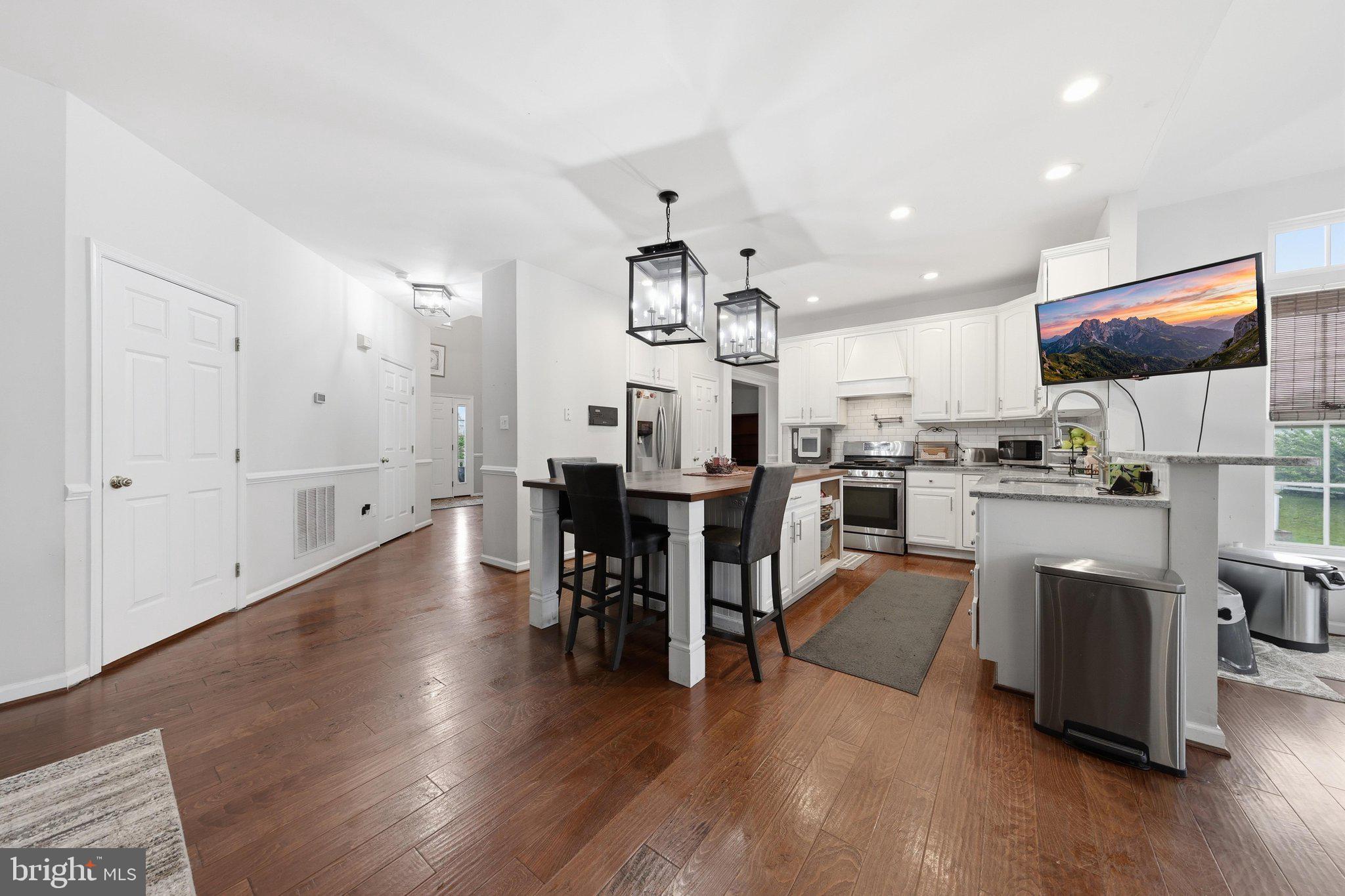 HAMPTONS OF BRIGHTWOOD - Residential