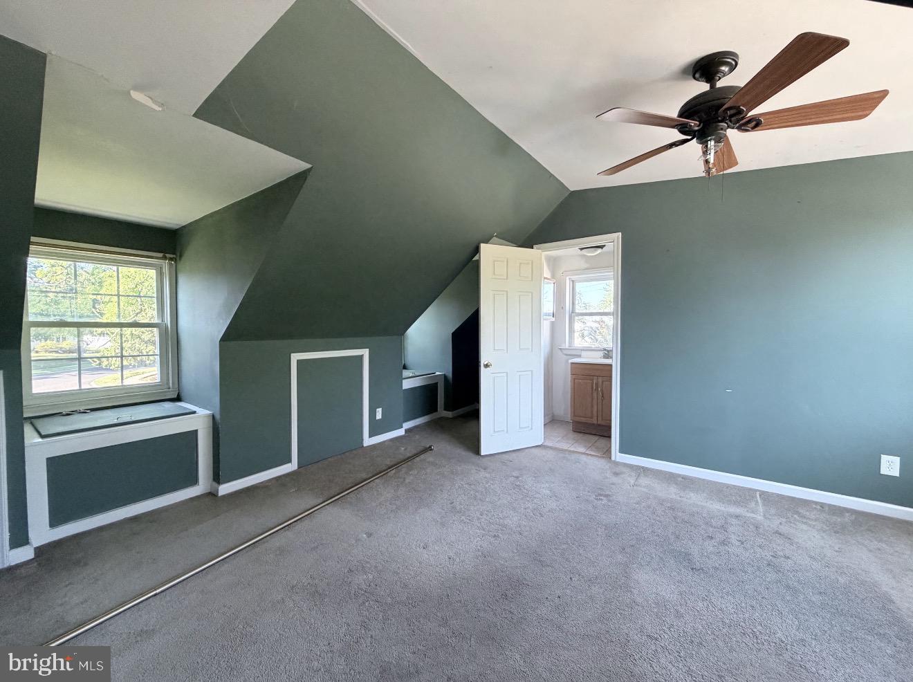 WARMINSTER HGTS - Residential