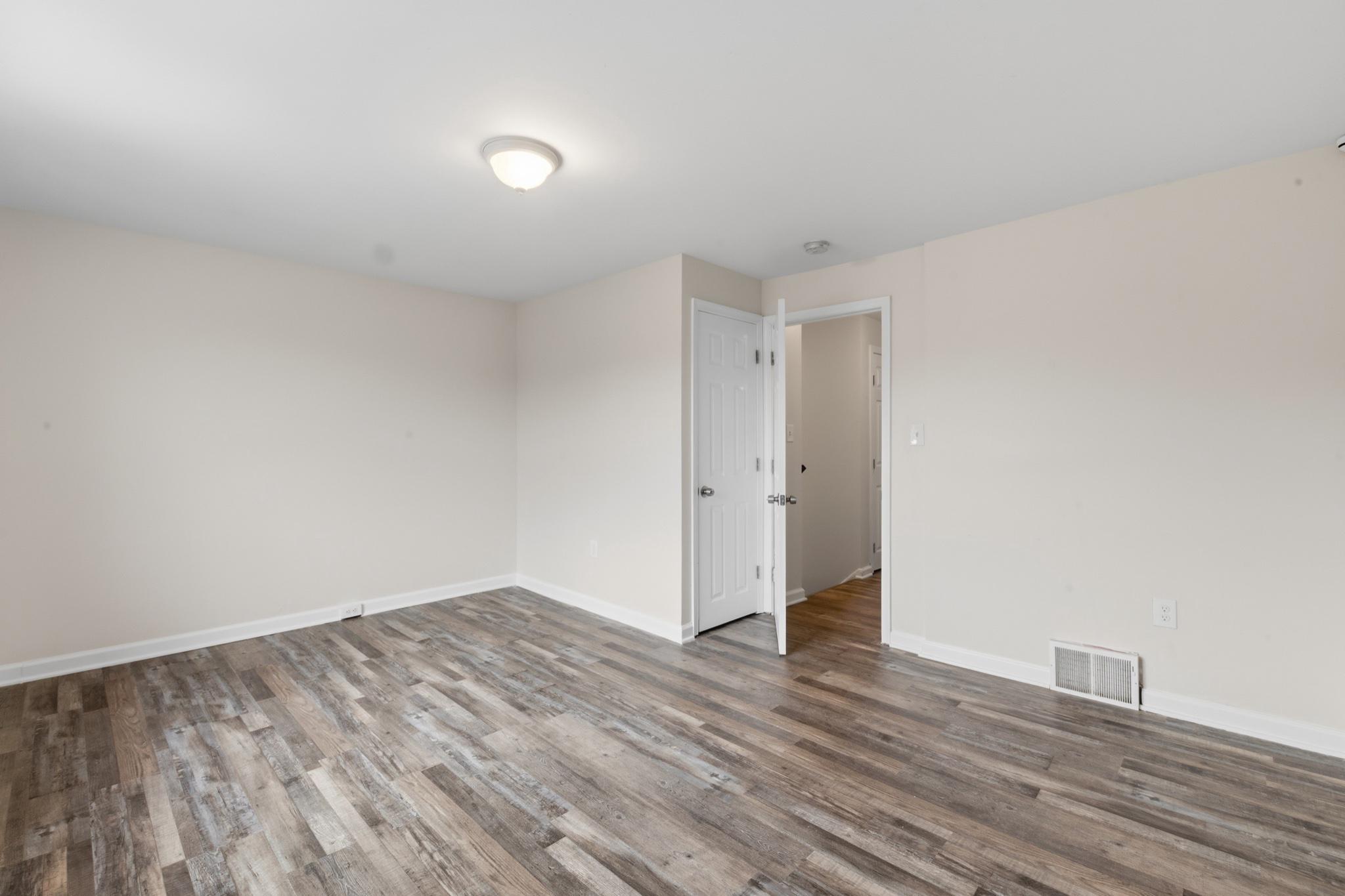 FELTONVILLE - Residential