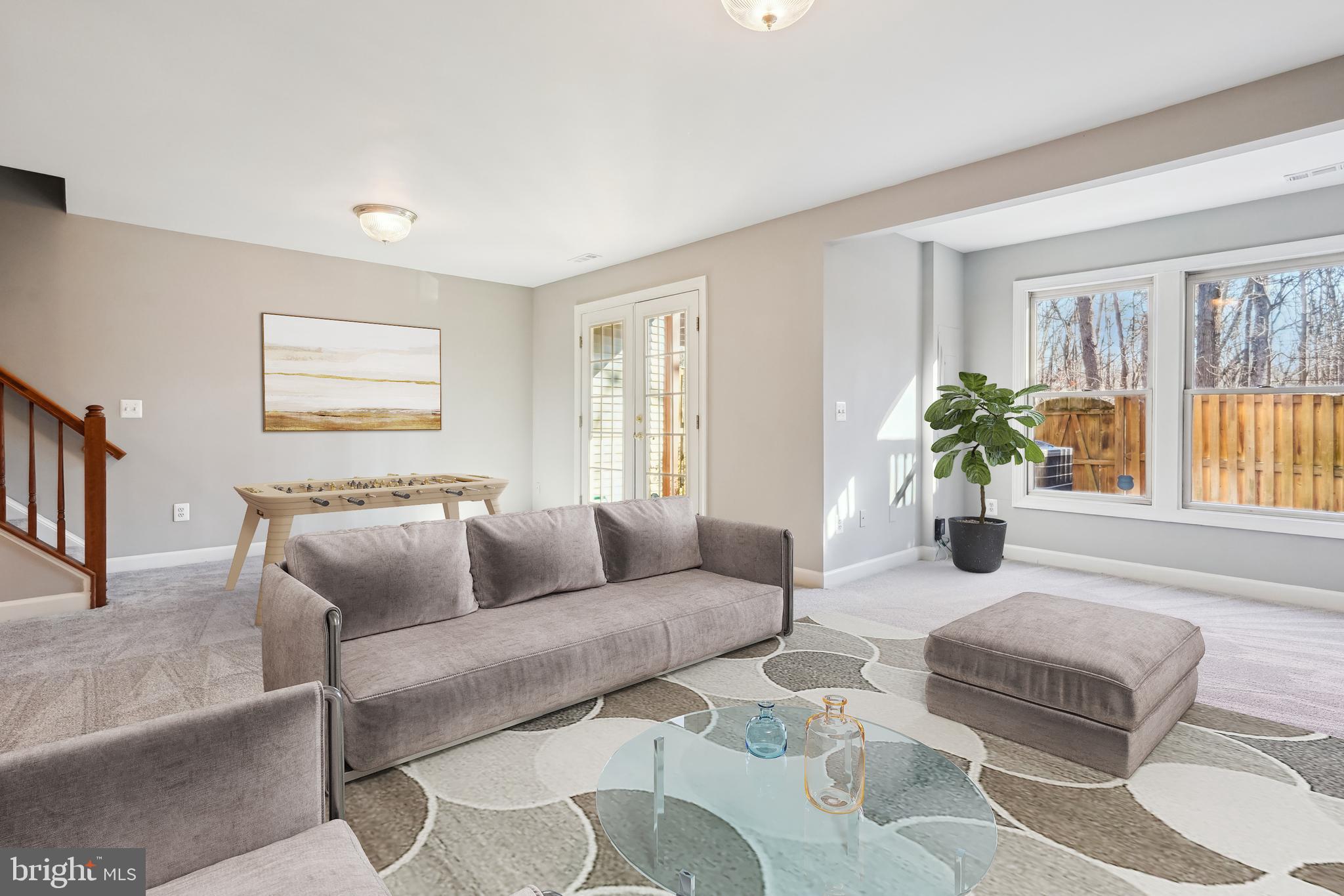ISLAND CREEK - Residential