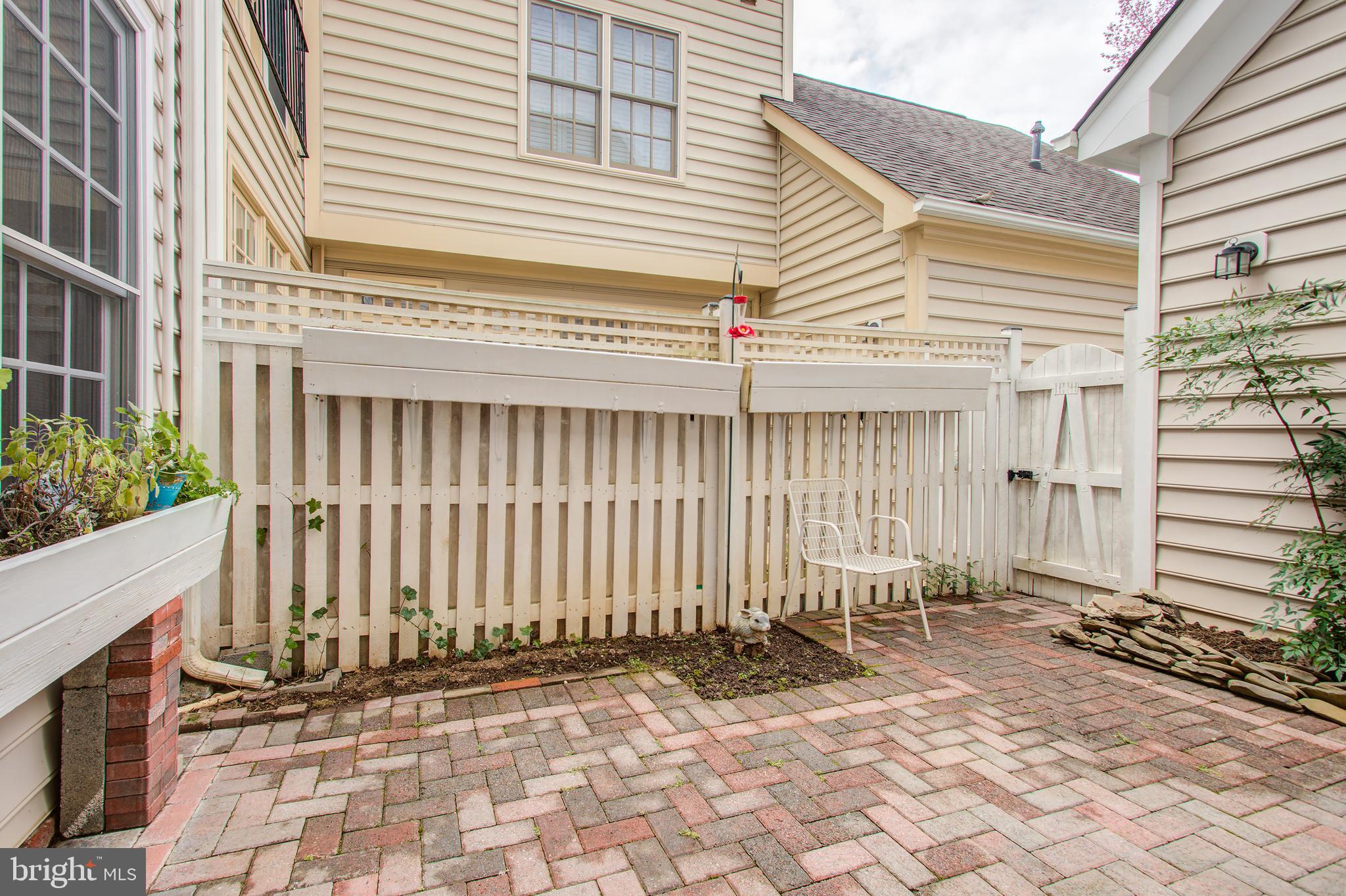 FALLSGROVE - Residential