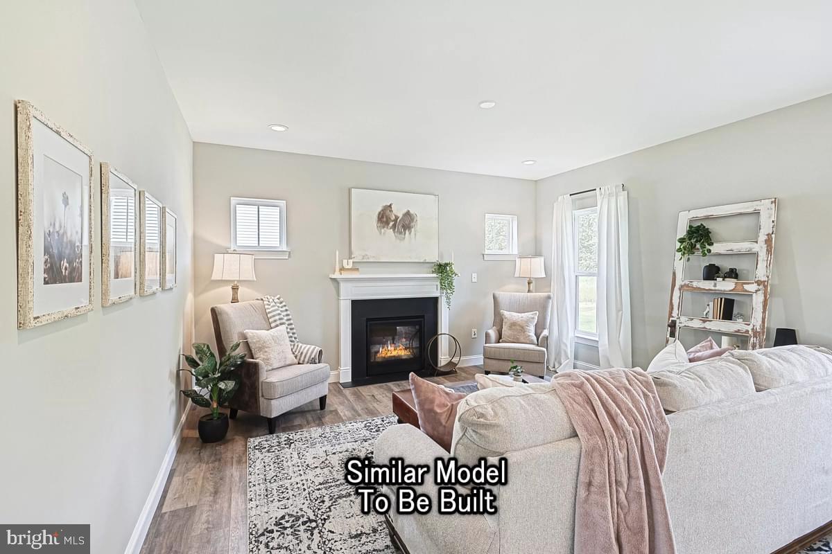 WOODLYNN PRESERVE - Residential