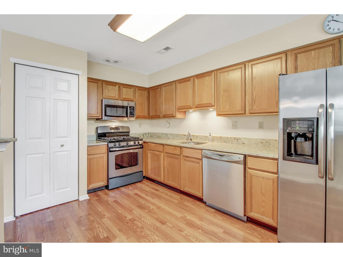 PROVIDENCE VIEW - Residential