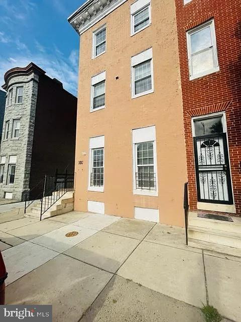 GAY STREET - Residential Income