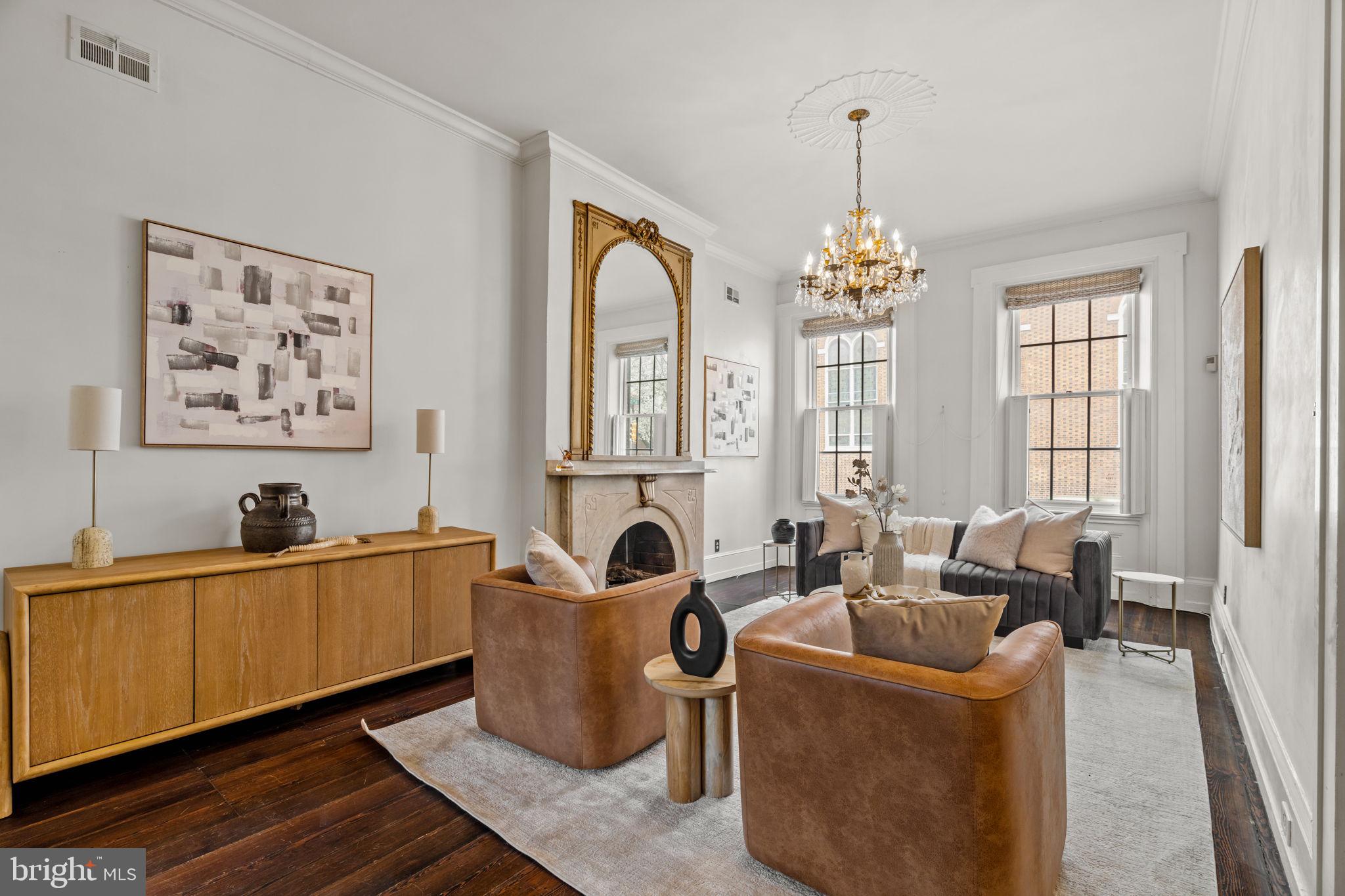 SOCIETY HILL - Residential