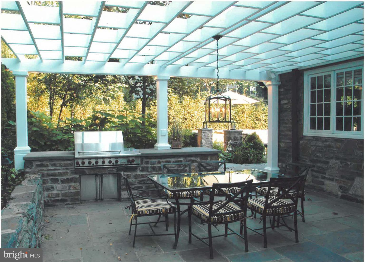 WYNNEWOOD - Residential