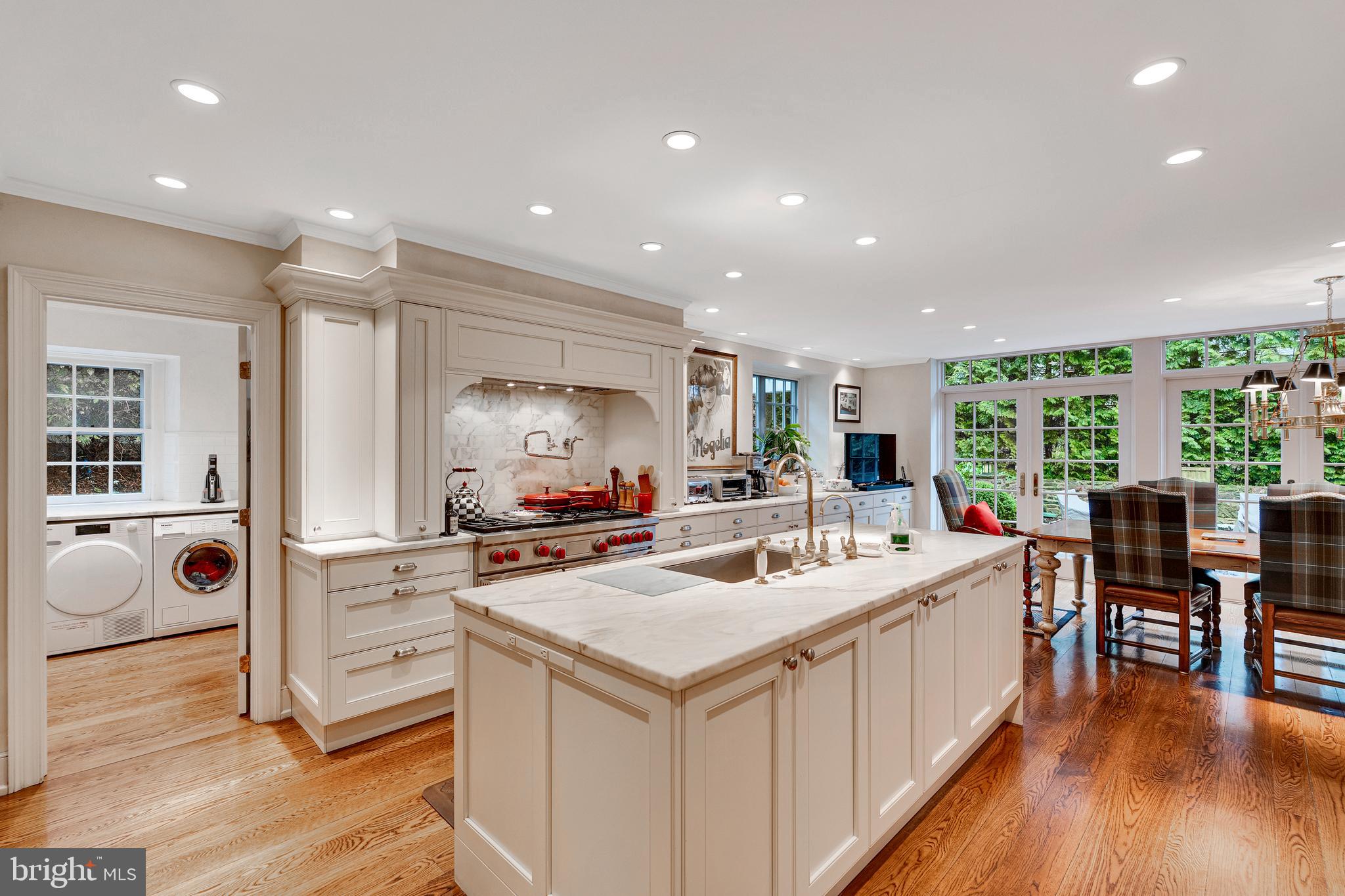 WYNNEWOOD - Residential