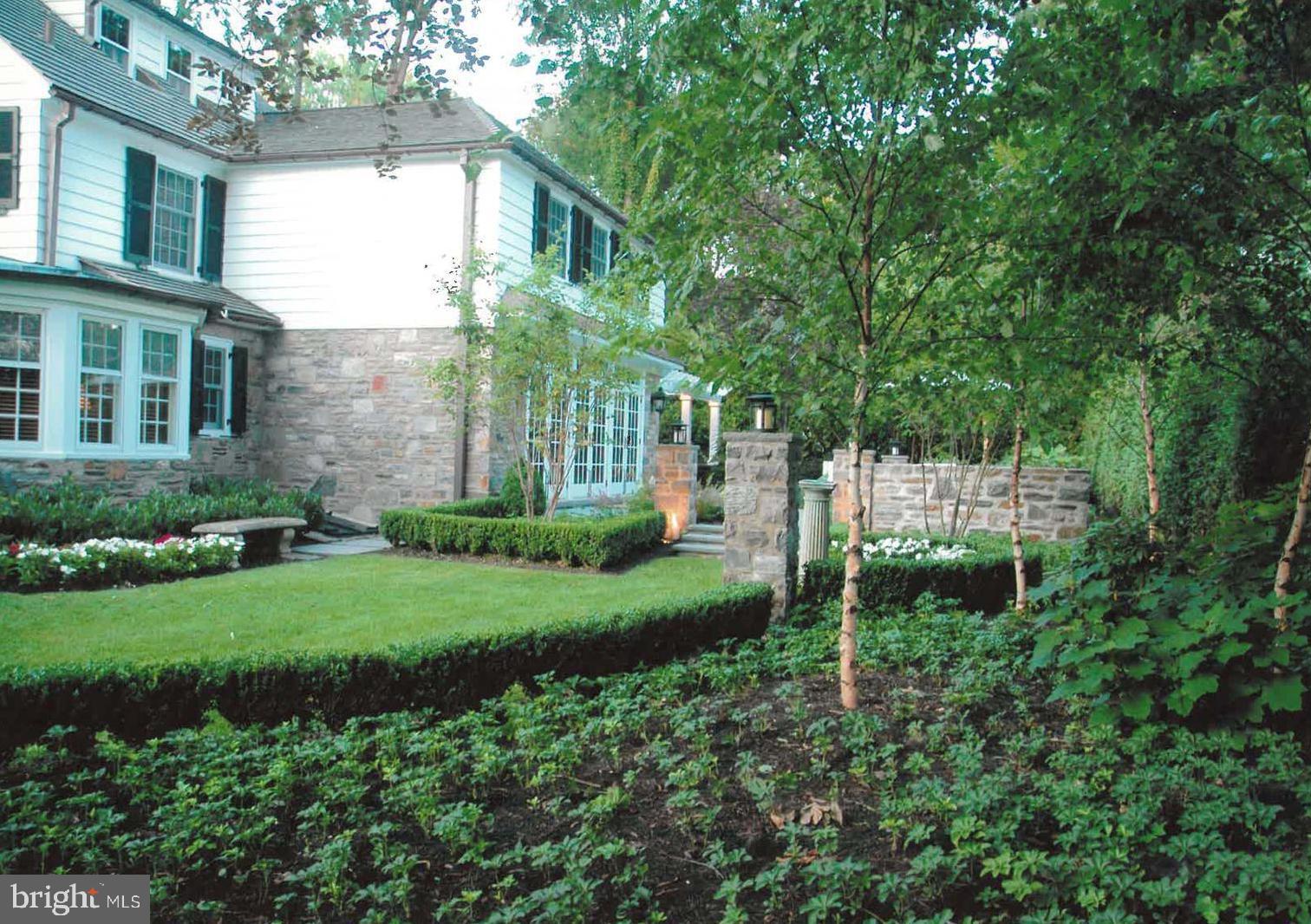 WYNNEWOOD - Residential