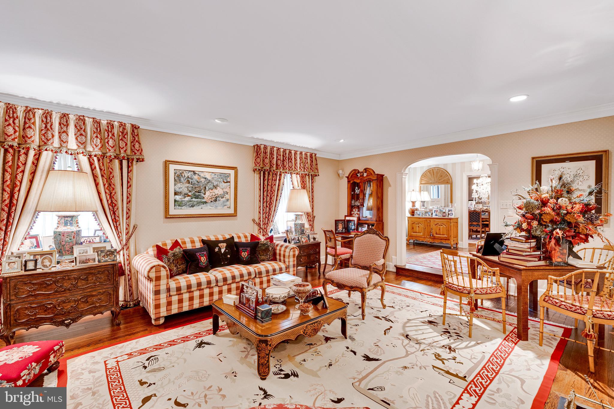 WYNNEWOOD - Residential