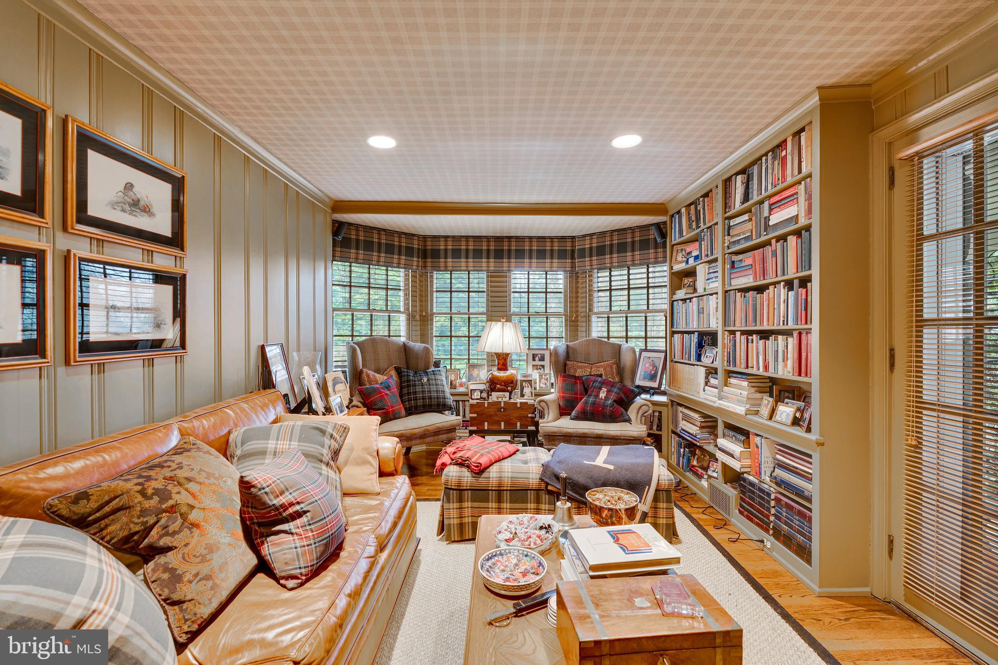 WYNNEWOOD - Residential