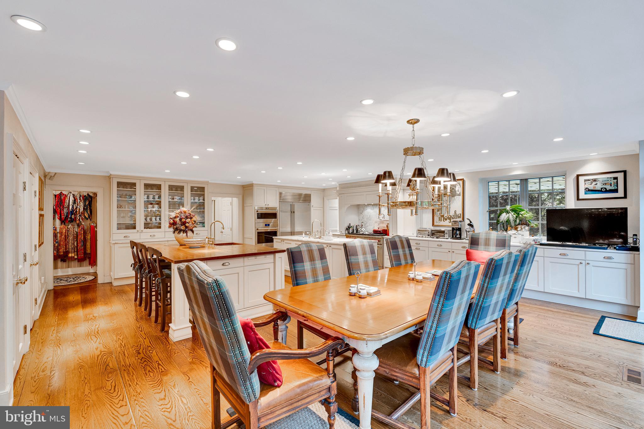 WYNNEWOOD - Residential