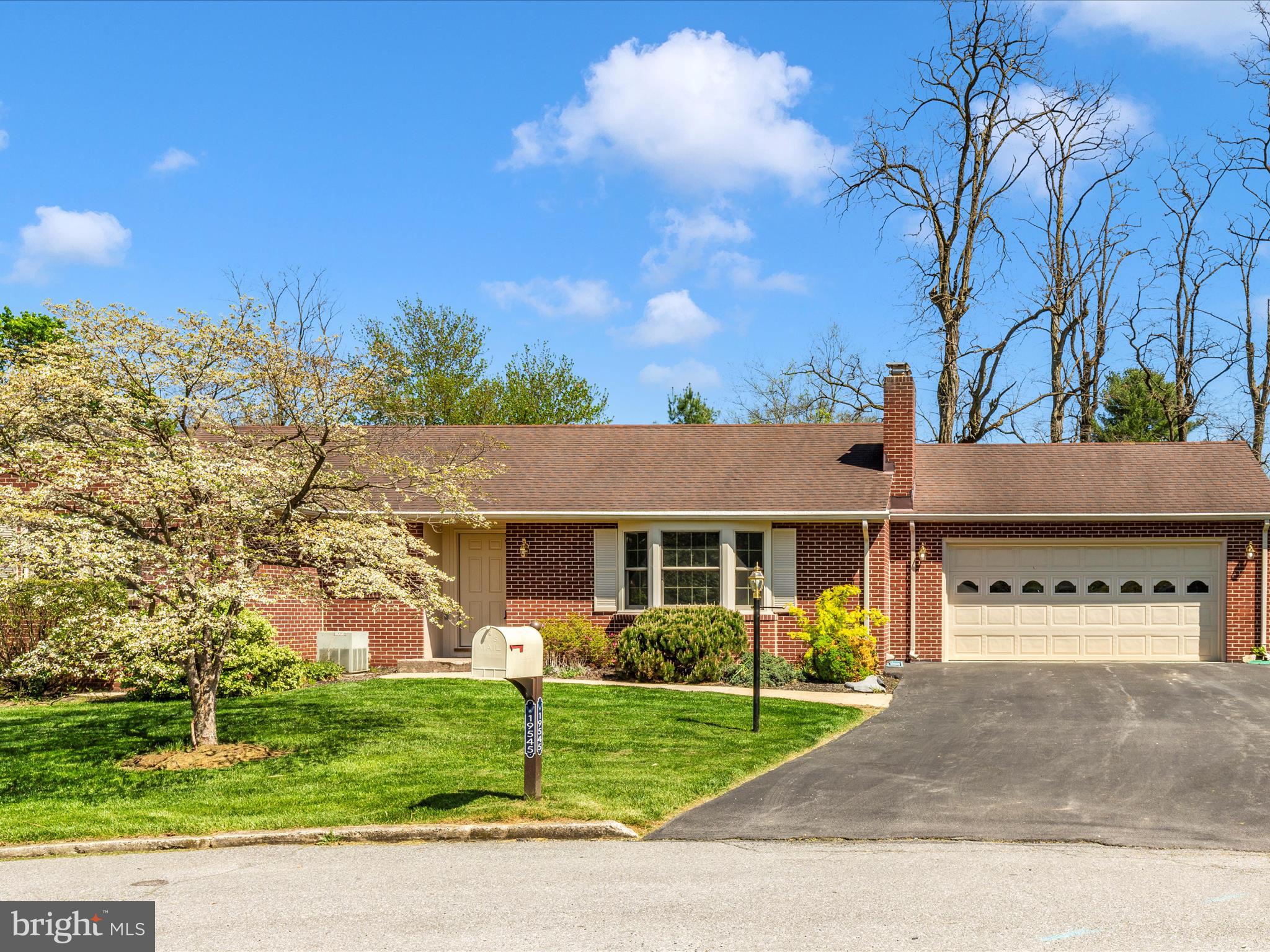 SPRING VALLEY - Residential