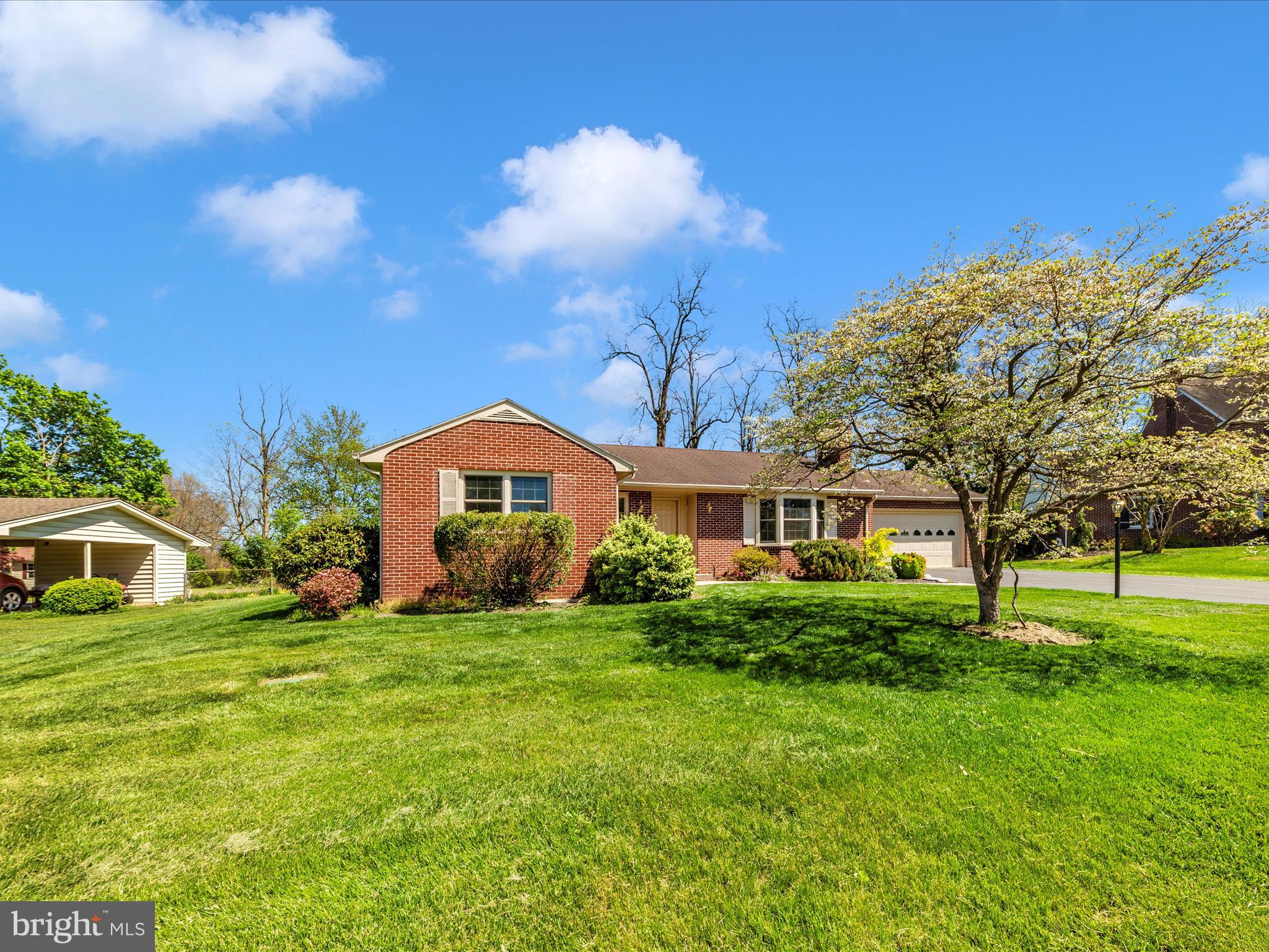 SPRING VALLEY - Residential