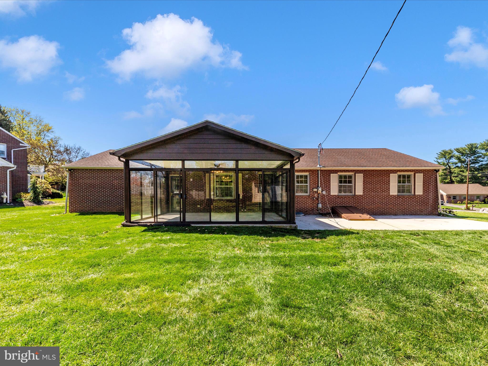 SPRING VALLEY - Residential