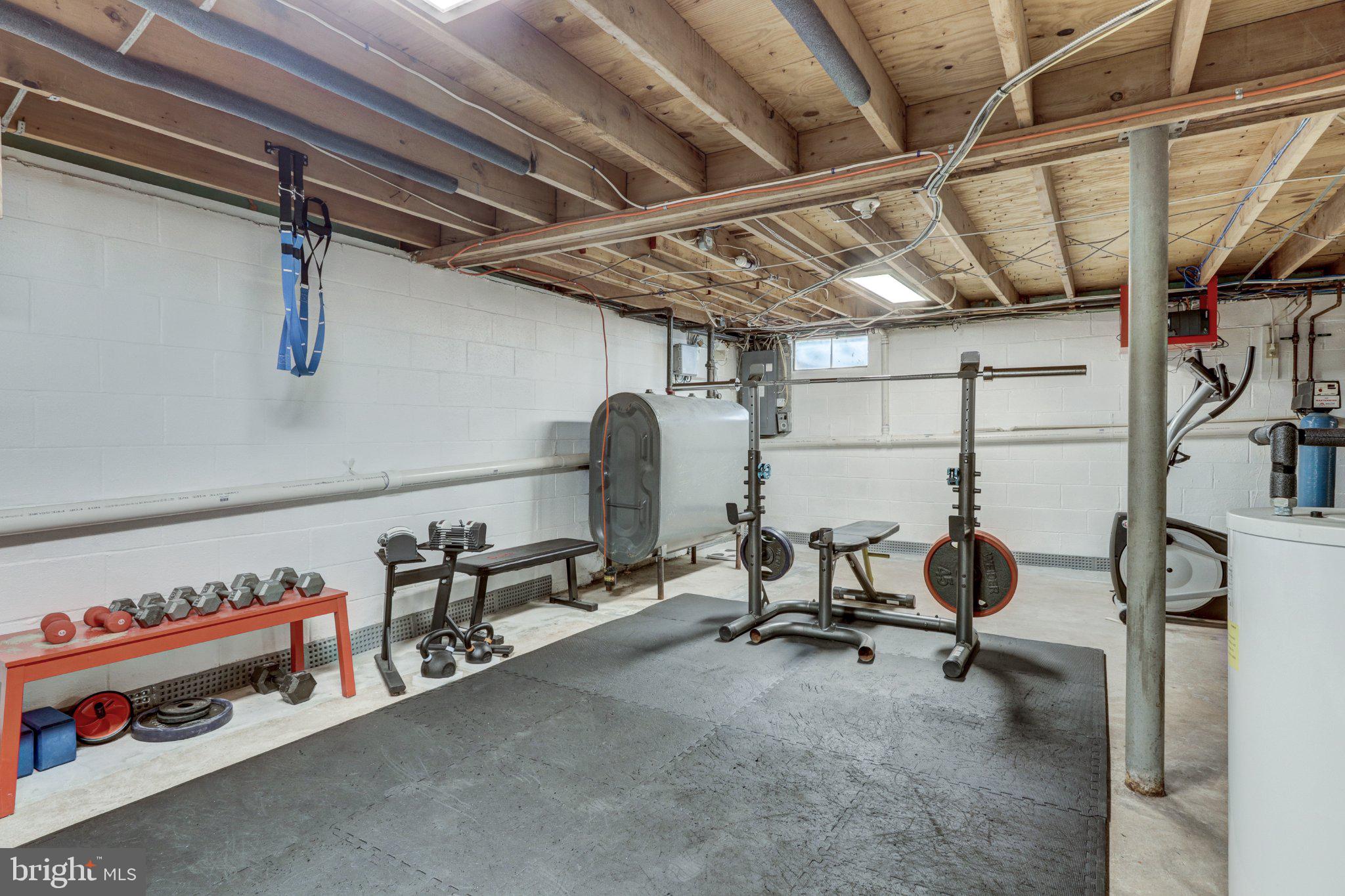 MOUNT AIRY COURT - Residential
