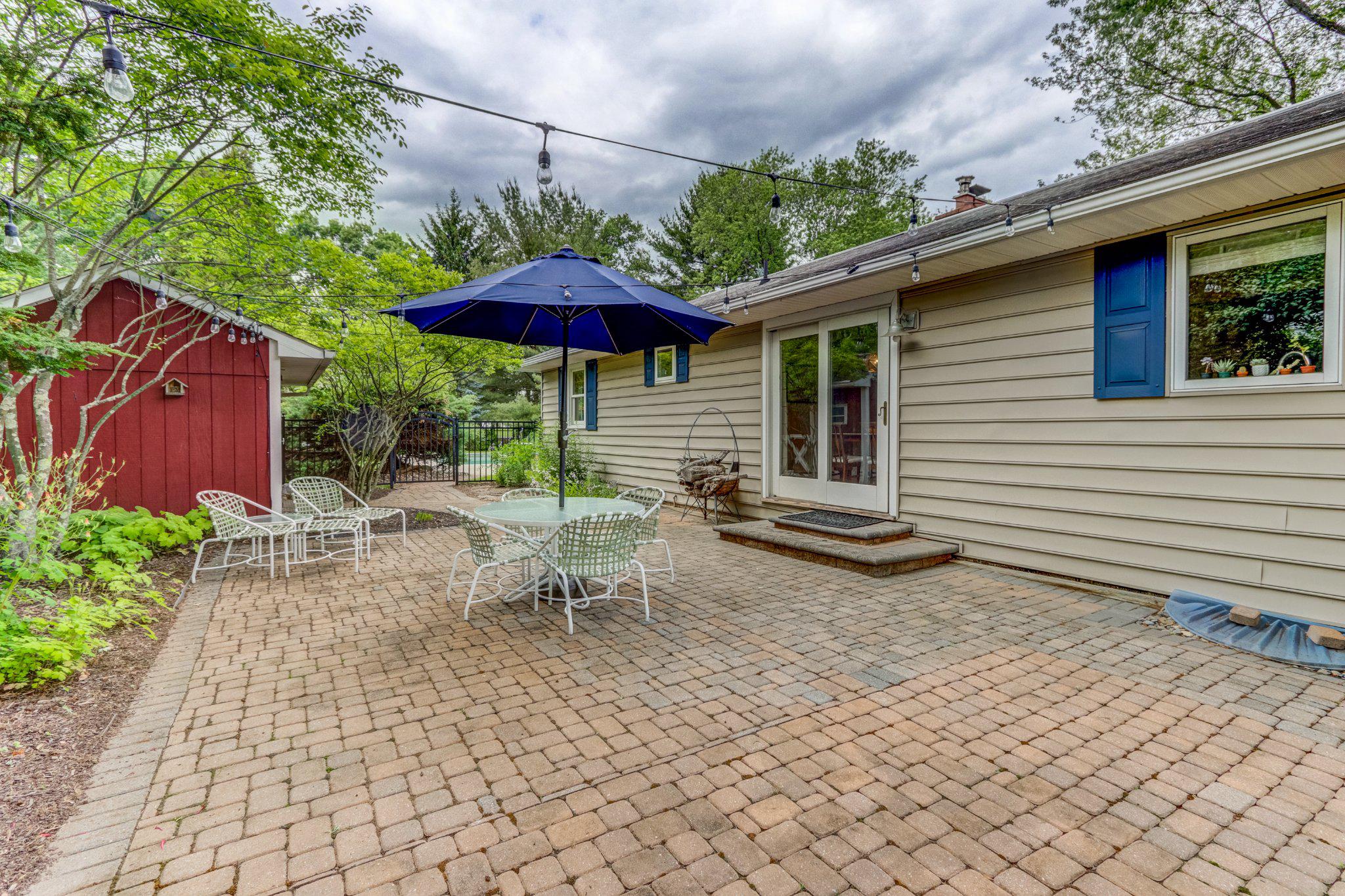 MOUNT AIRY COURT - Residential
