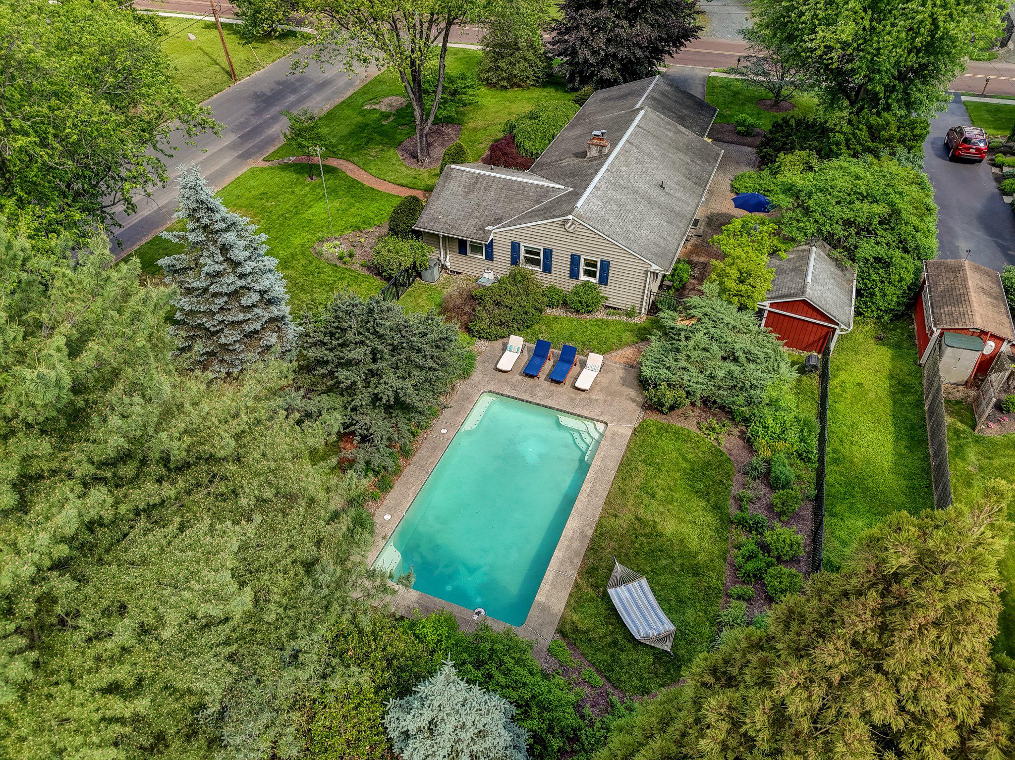 MOUNT AIRY COURT - Residential
