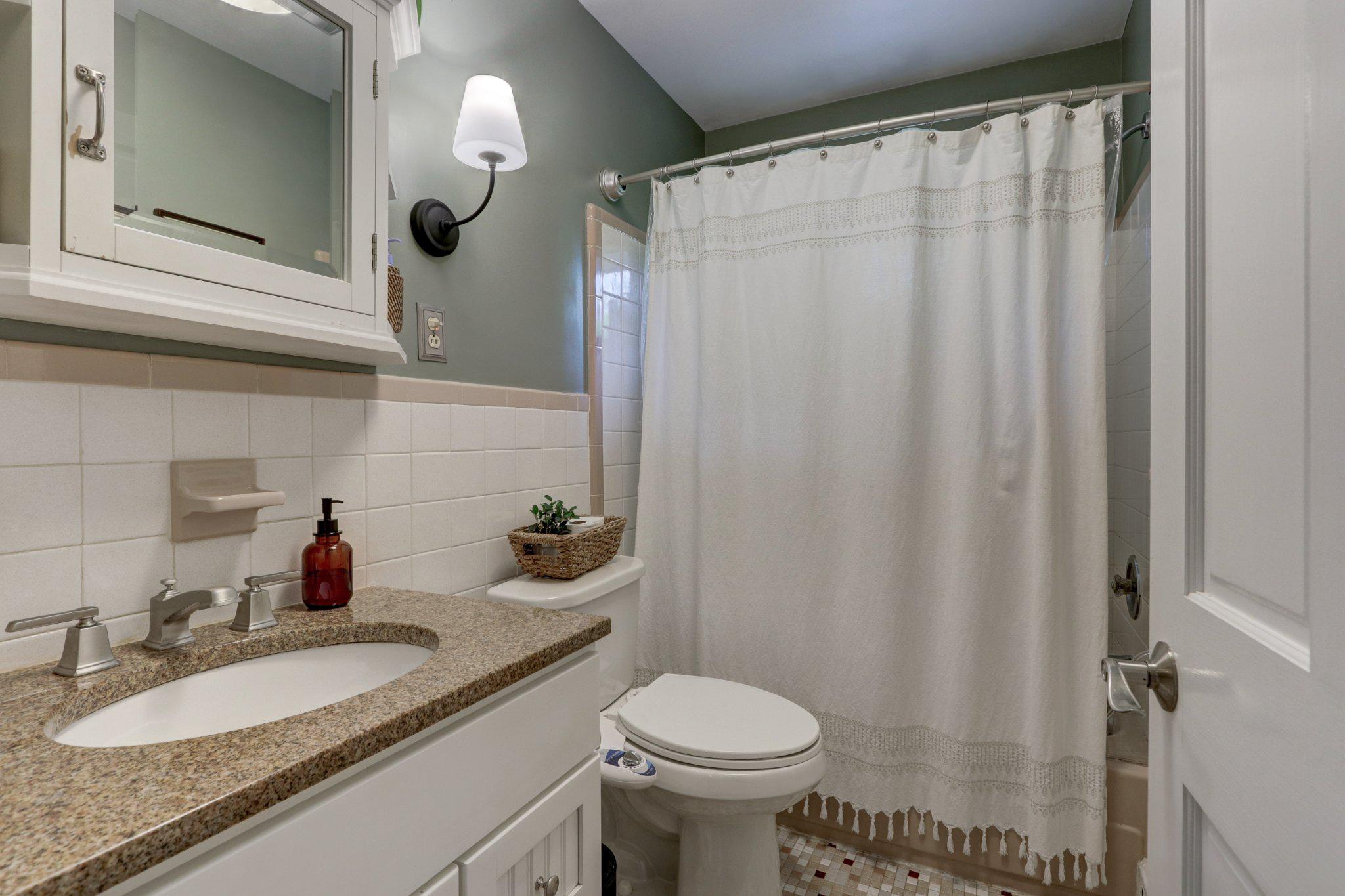 MOUNT AIRY COURT - Residential