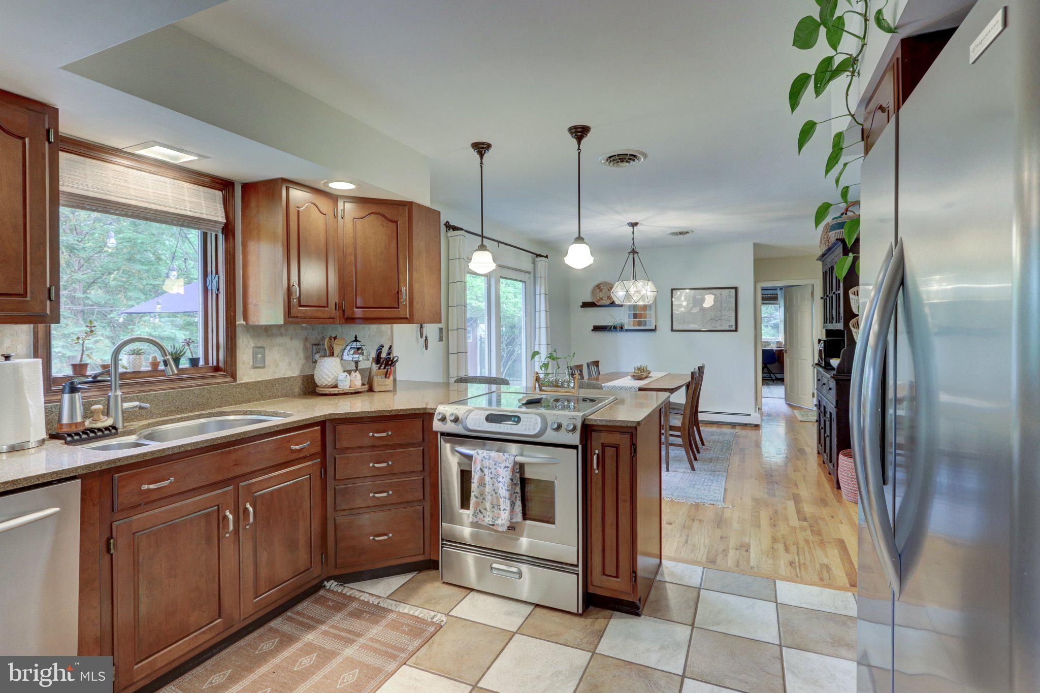 MOUNT AIRY COURT - Residential
