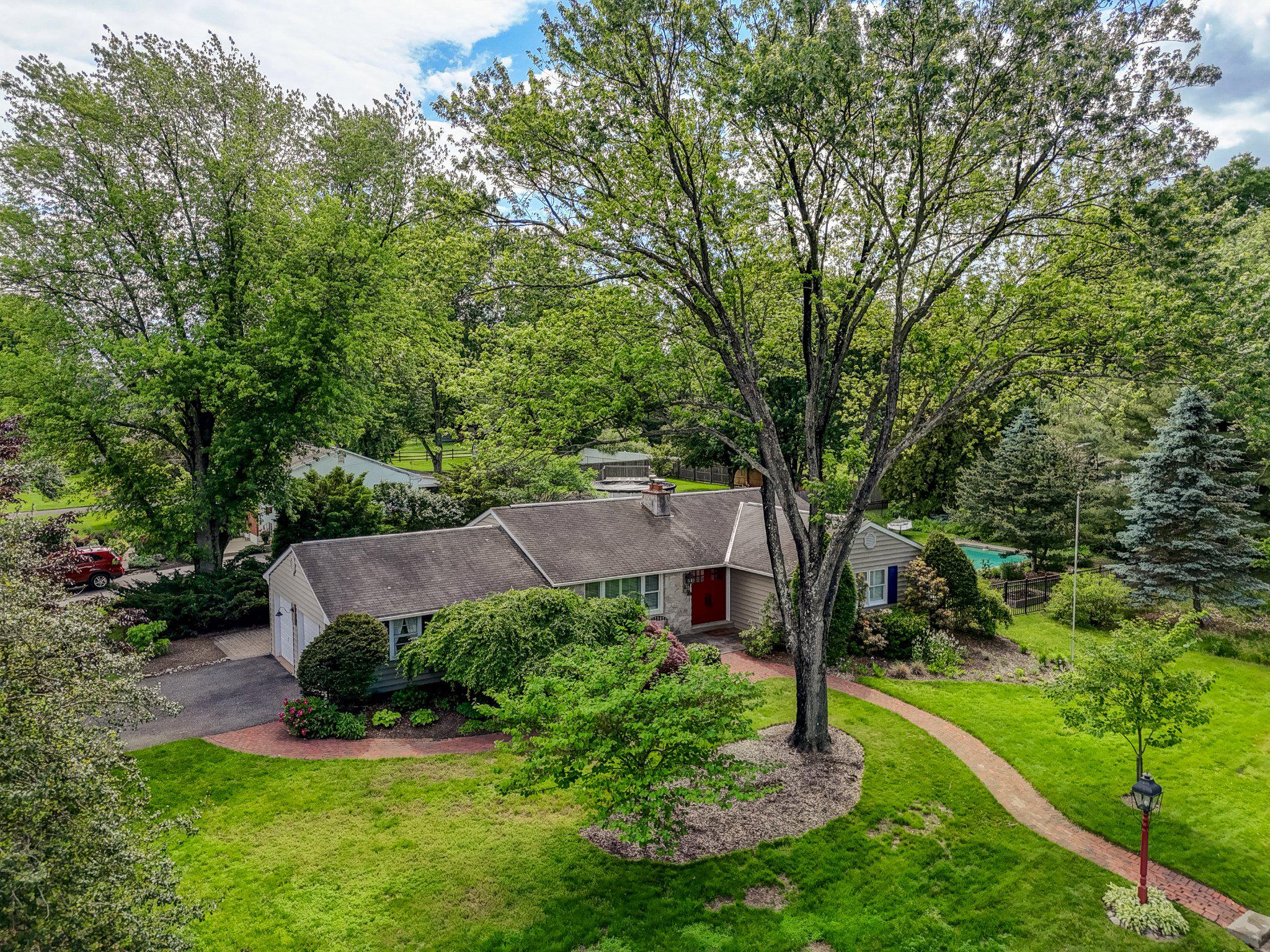 MOUNT AIRY COURT - Residential