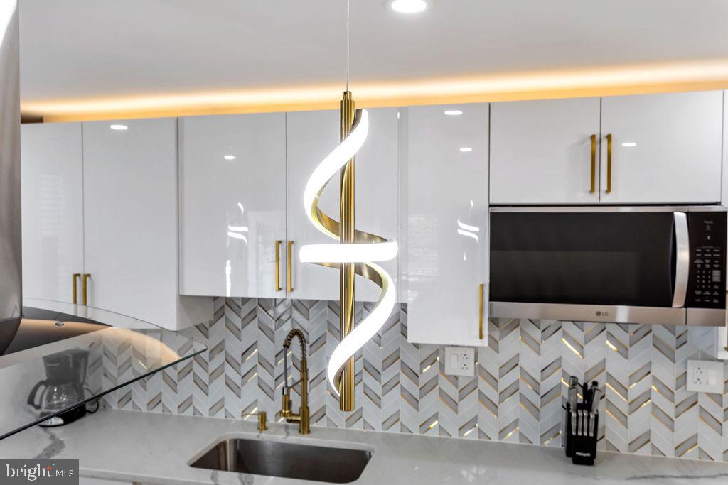 KELLYVILLE-OAKVIEW - Residential