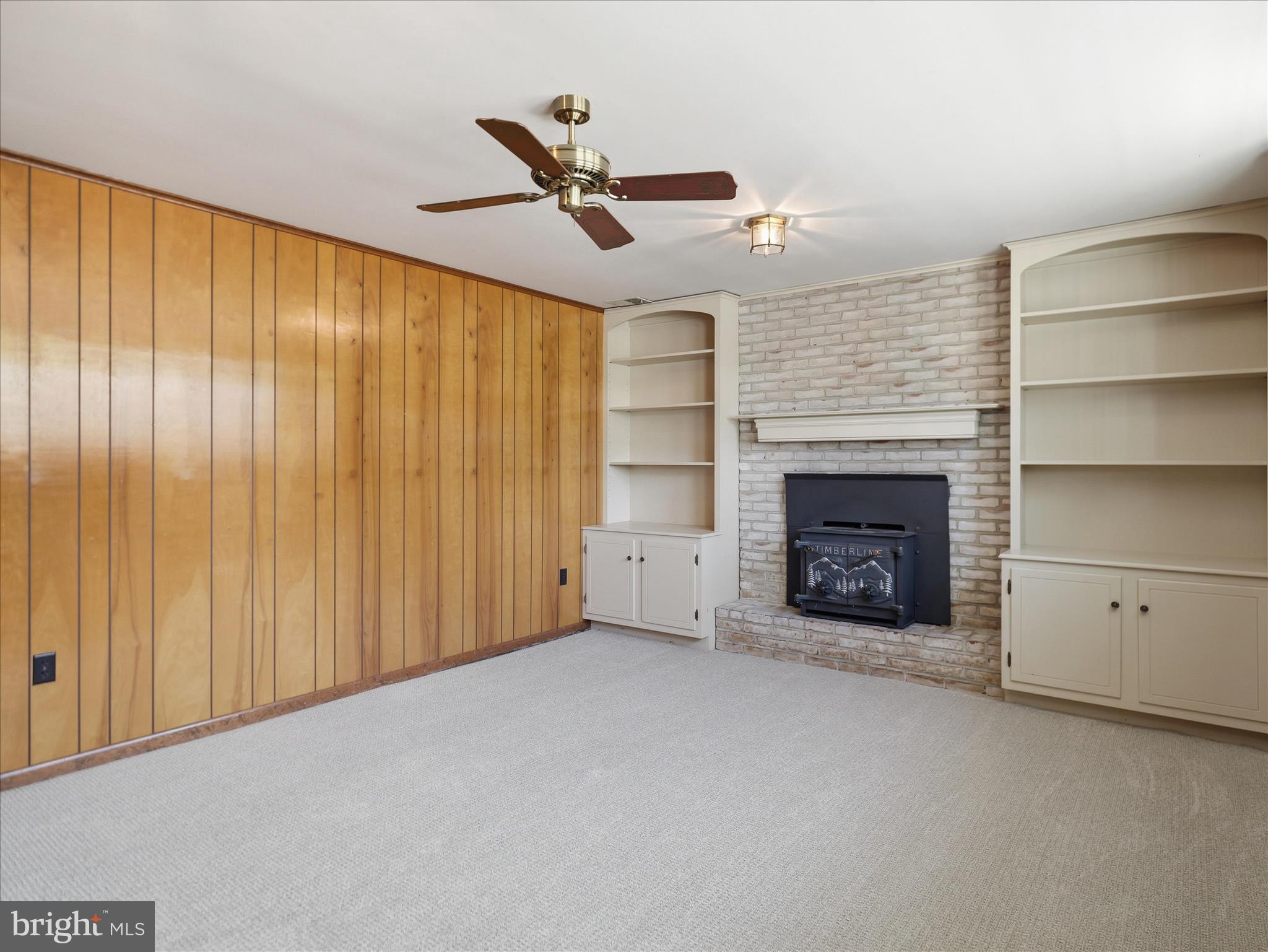 BRIGHTWOOD ACRES - Residential