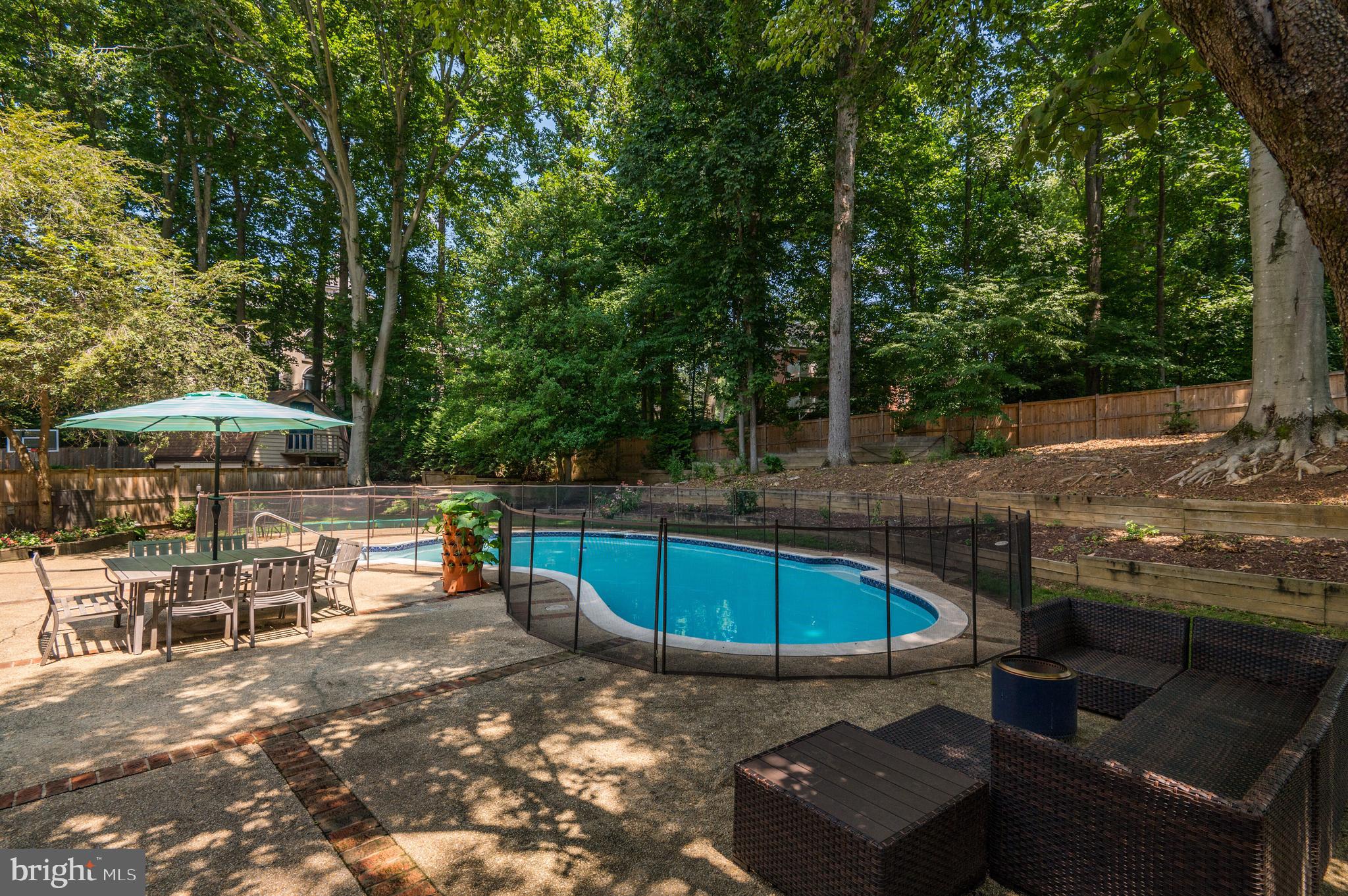MCAULEY PARK - Residential