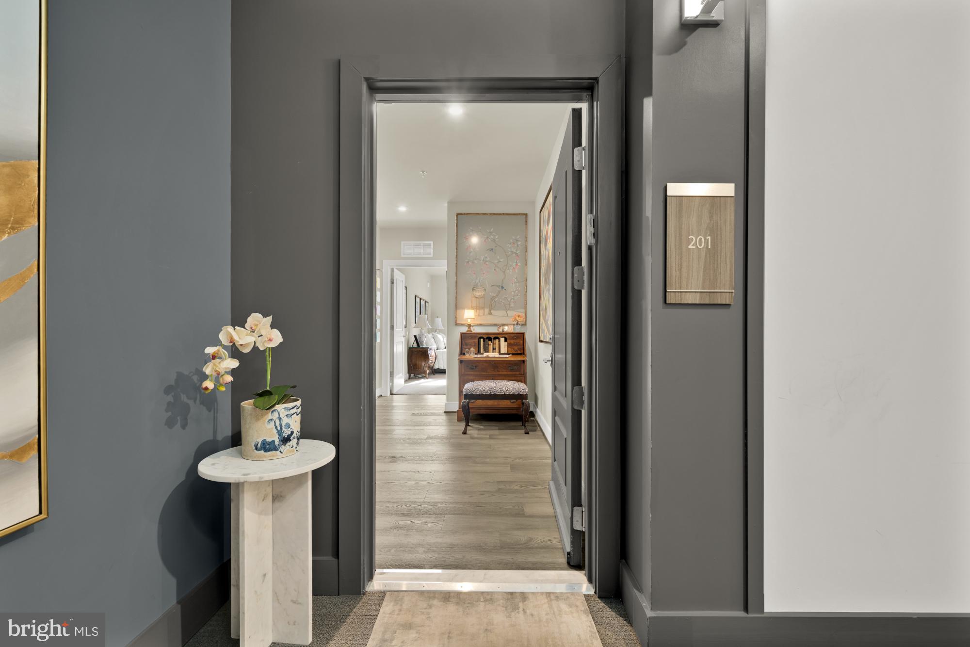 TOWER OAKS - Residential