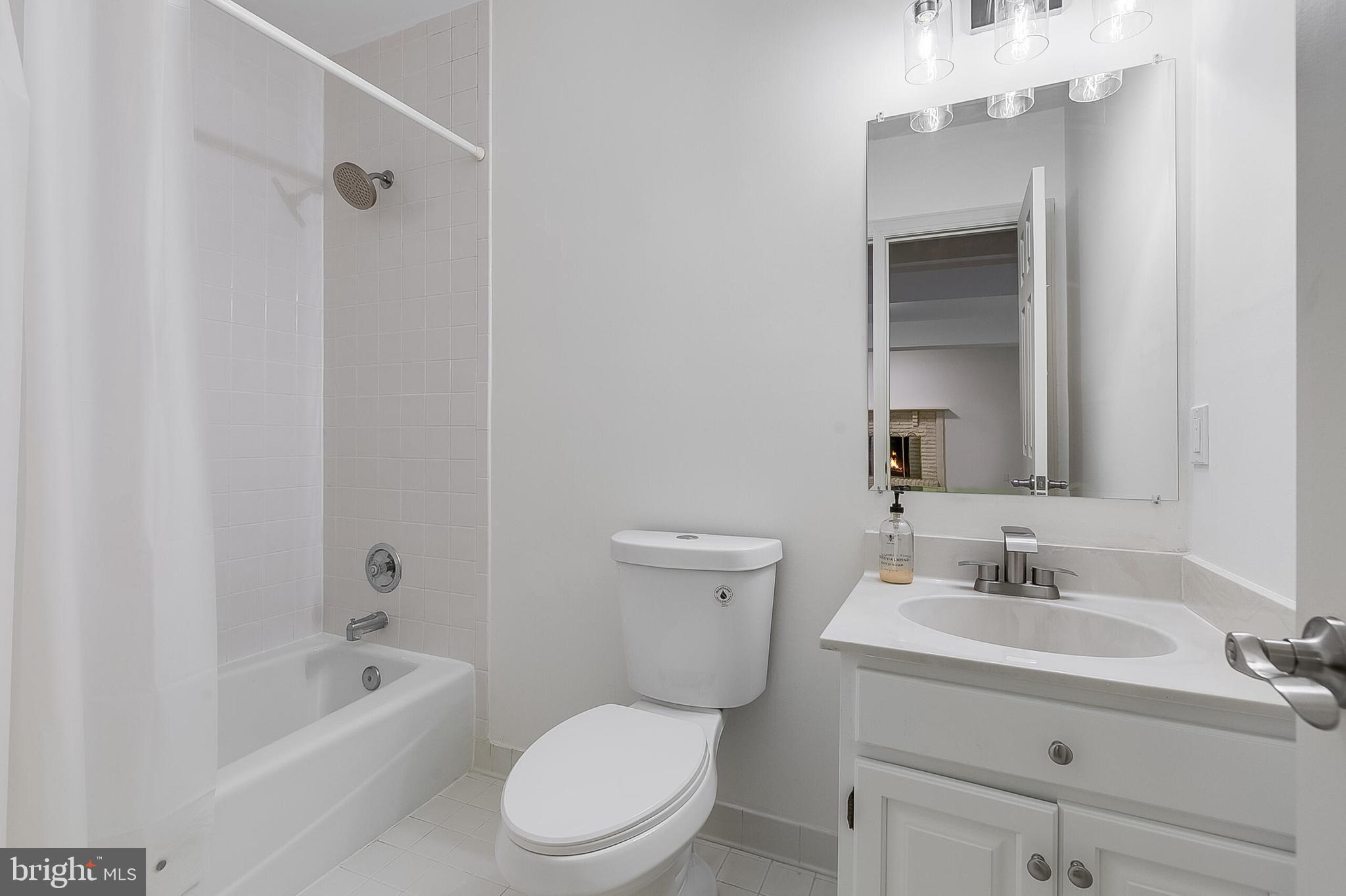 OAKMONT - Residential