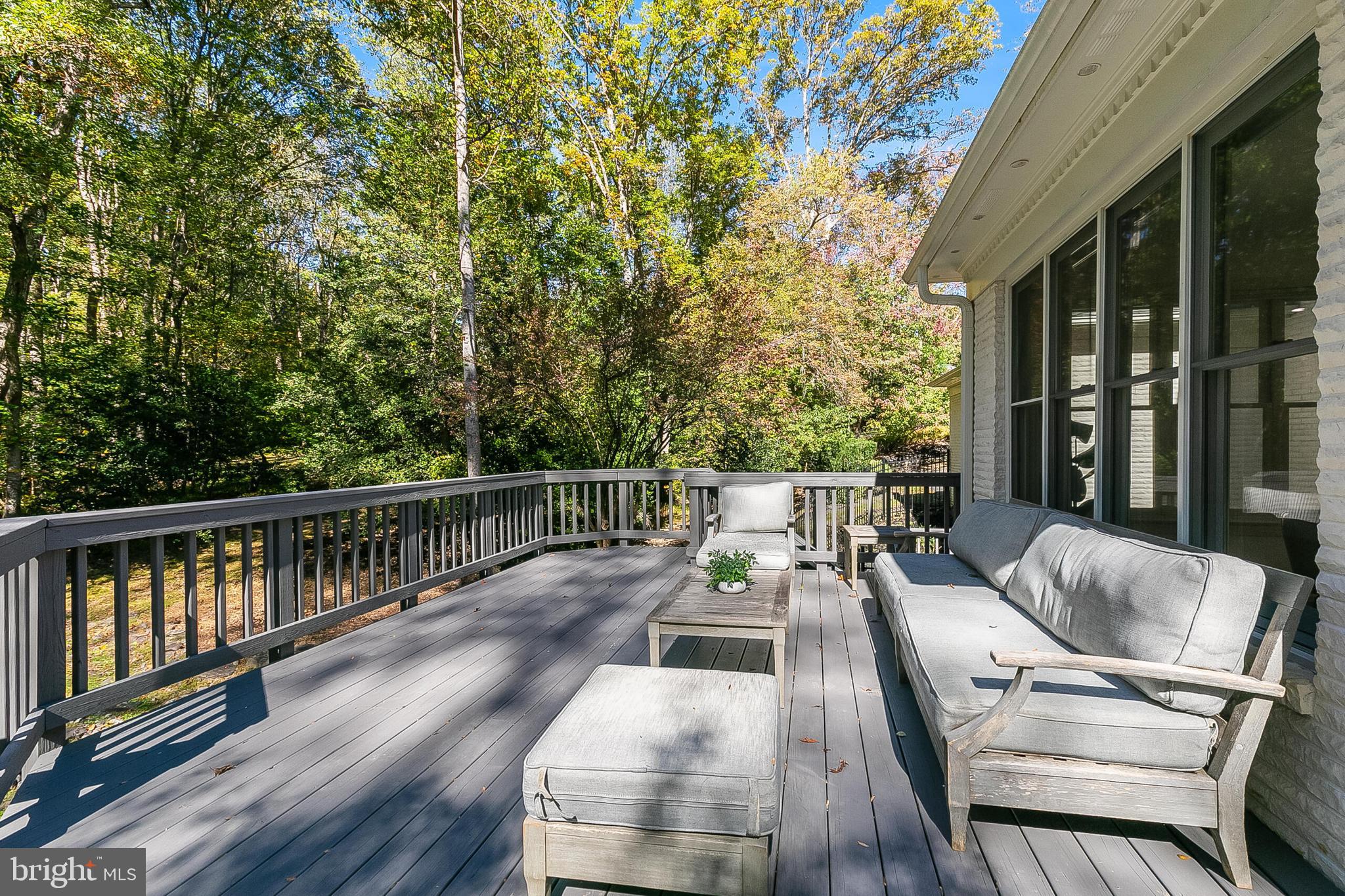 OAKMONT - Residential