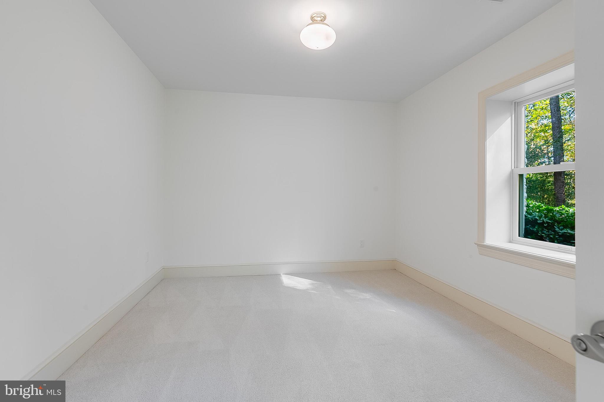 OAKMONT - Residential