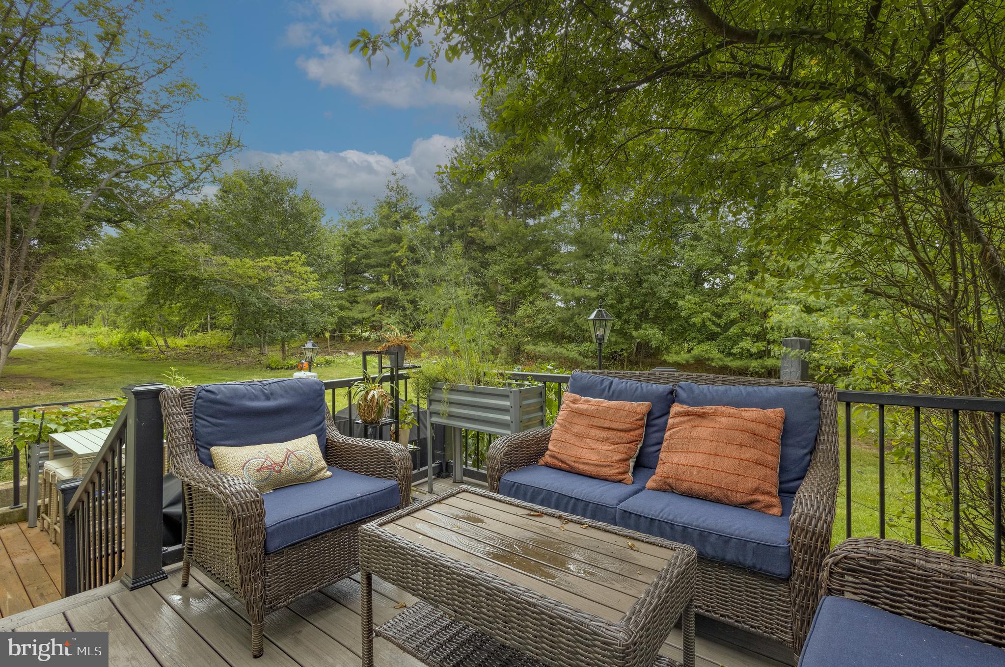 MONTGOMERY GLEN - Residential