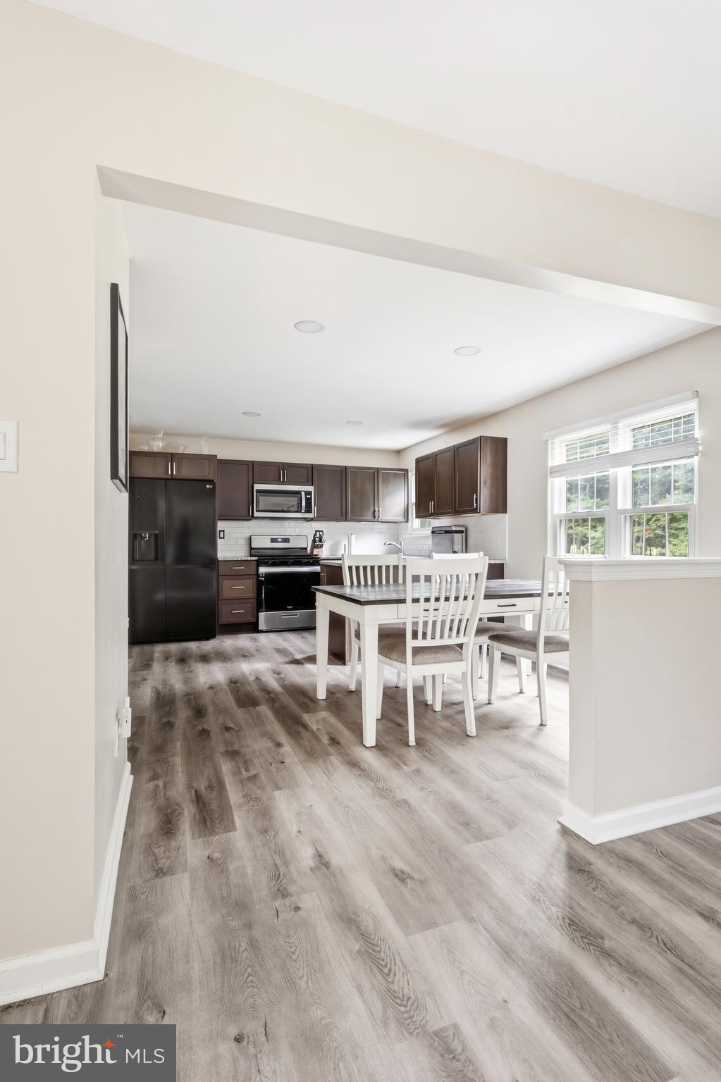 MONTGOMERY GLEN - Residential