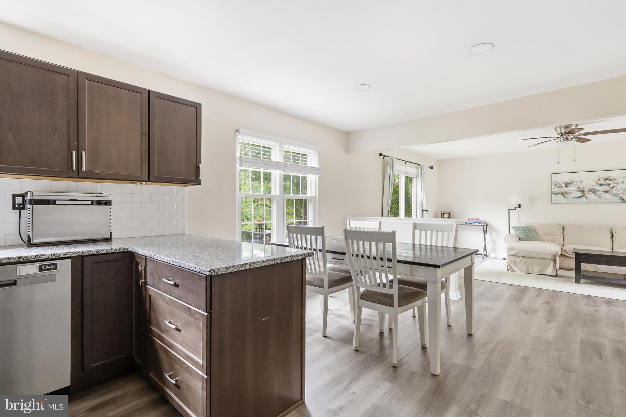 MONTGOMERY GLEN - Residential