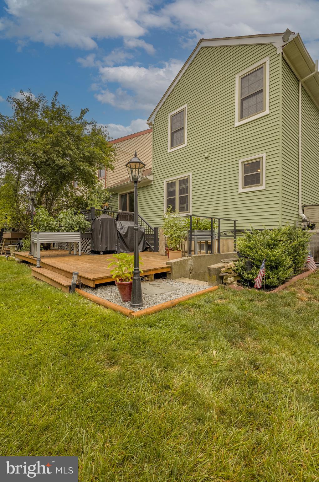 MONTGOMERY GLEN - Residential