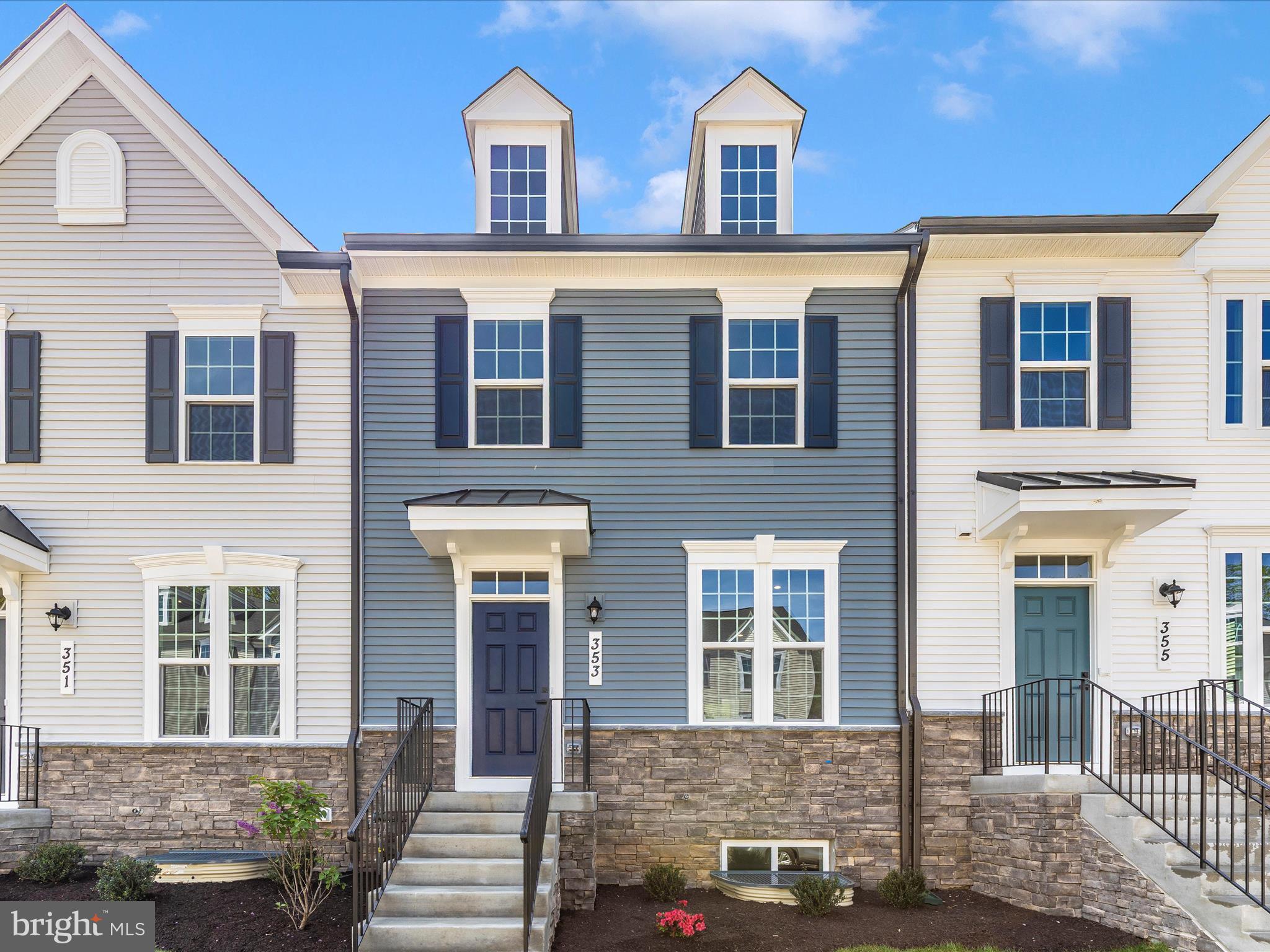 BELLE AIR TOWNHOMES - Residential Lease