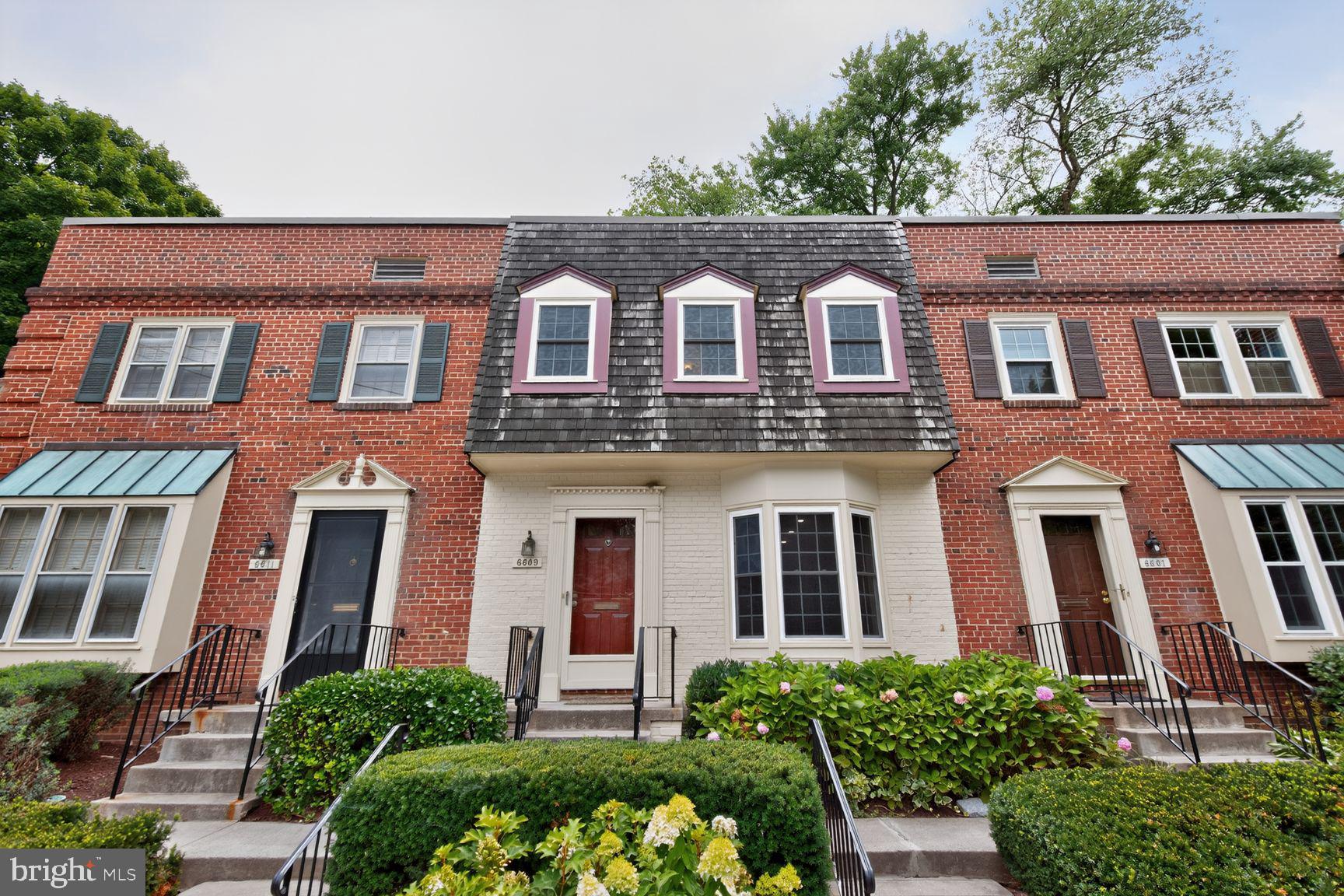 KENWOOD FOREST - Residential
