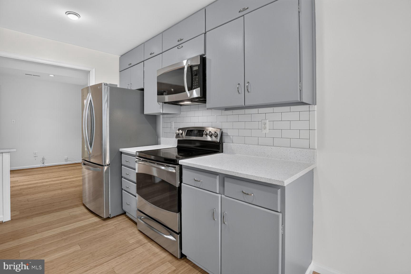 KENWOOD FOREST - Residential