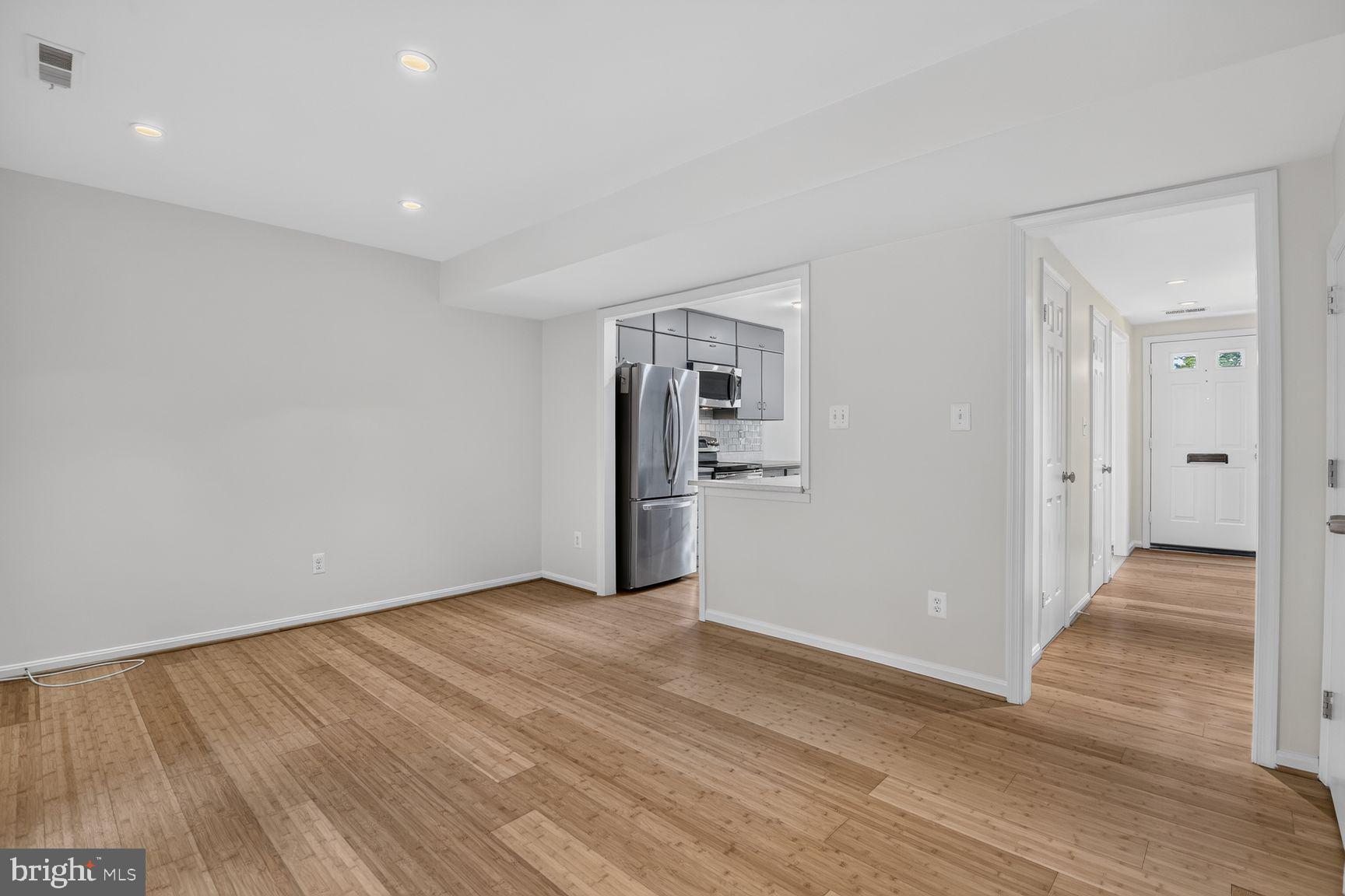 KENWOOD FOREST - Residential