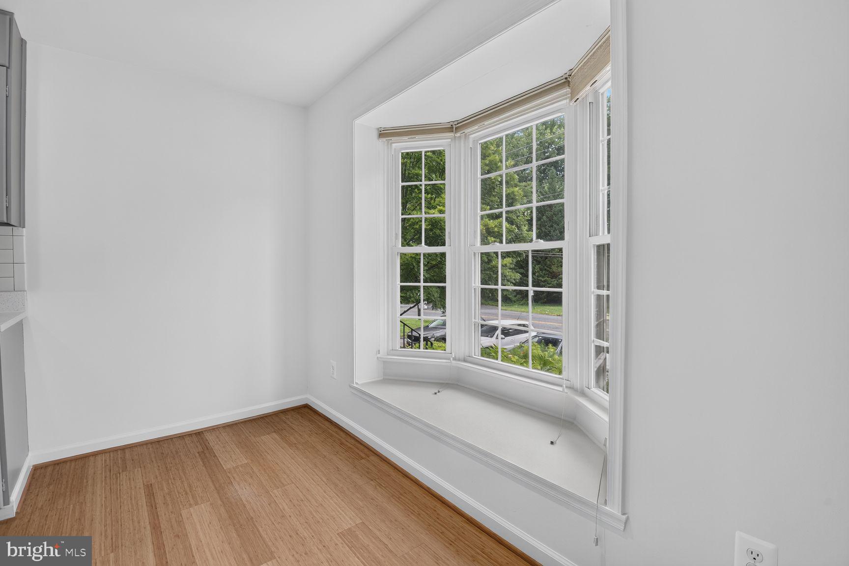 KENWOOD FOREST - Residential