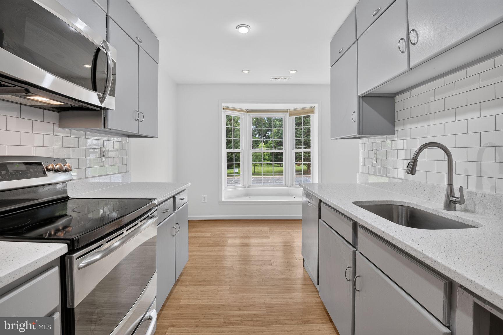 KENWOOD FOREST - Residential