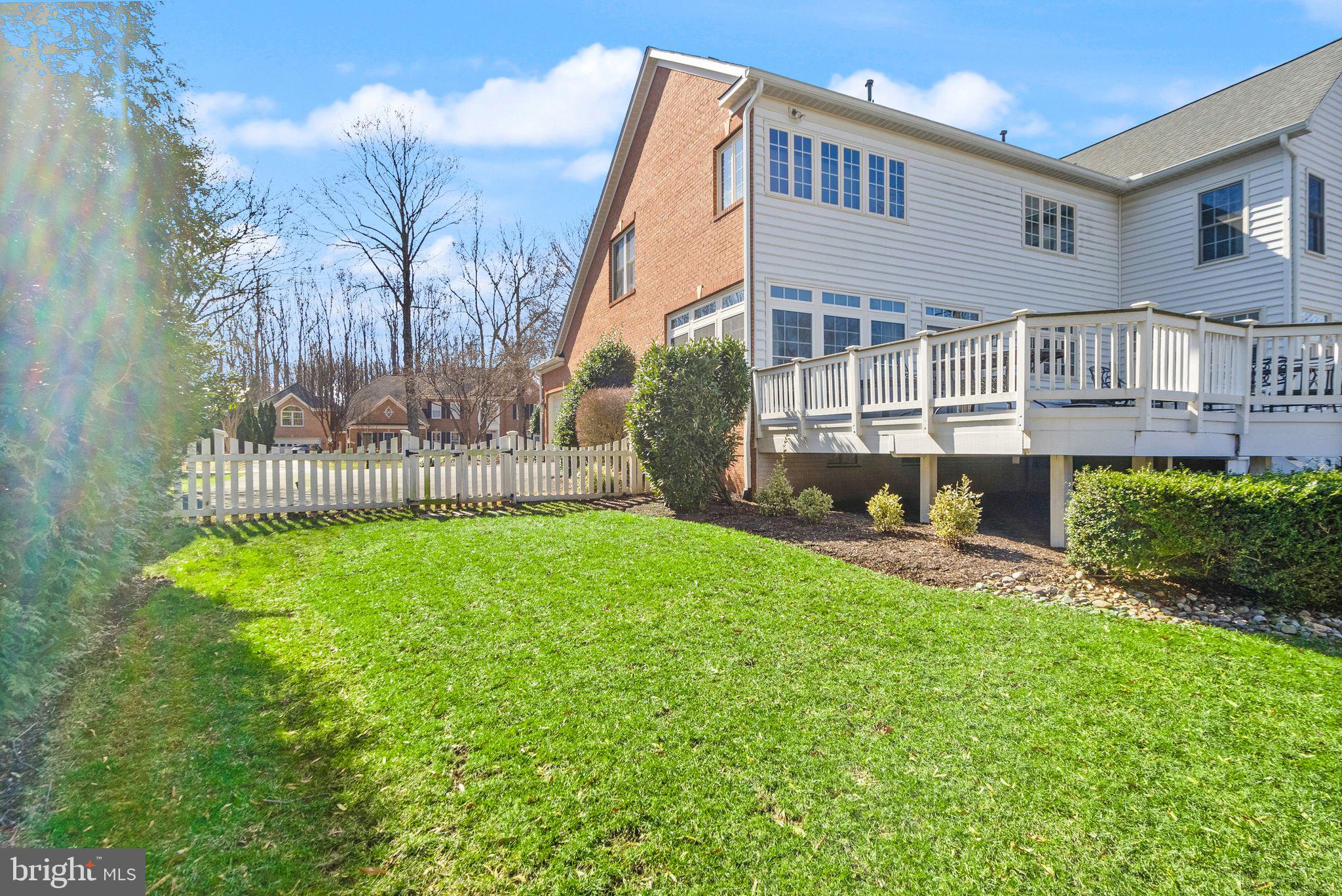 CEDAR CHASE - Residential